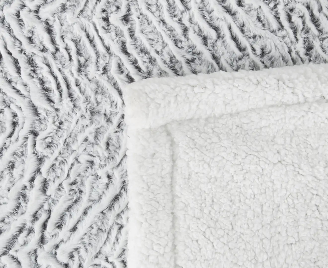 Alastair's Silver Hooded Snuggle Blanket - Ultra Soft Fleece Wearable Blanket for Adults & Teens - Perfect for Lounging, Movie Nights & Cold Weather Comfort