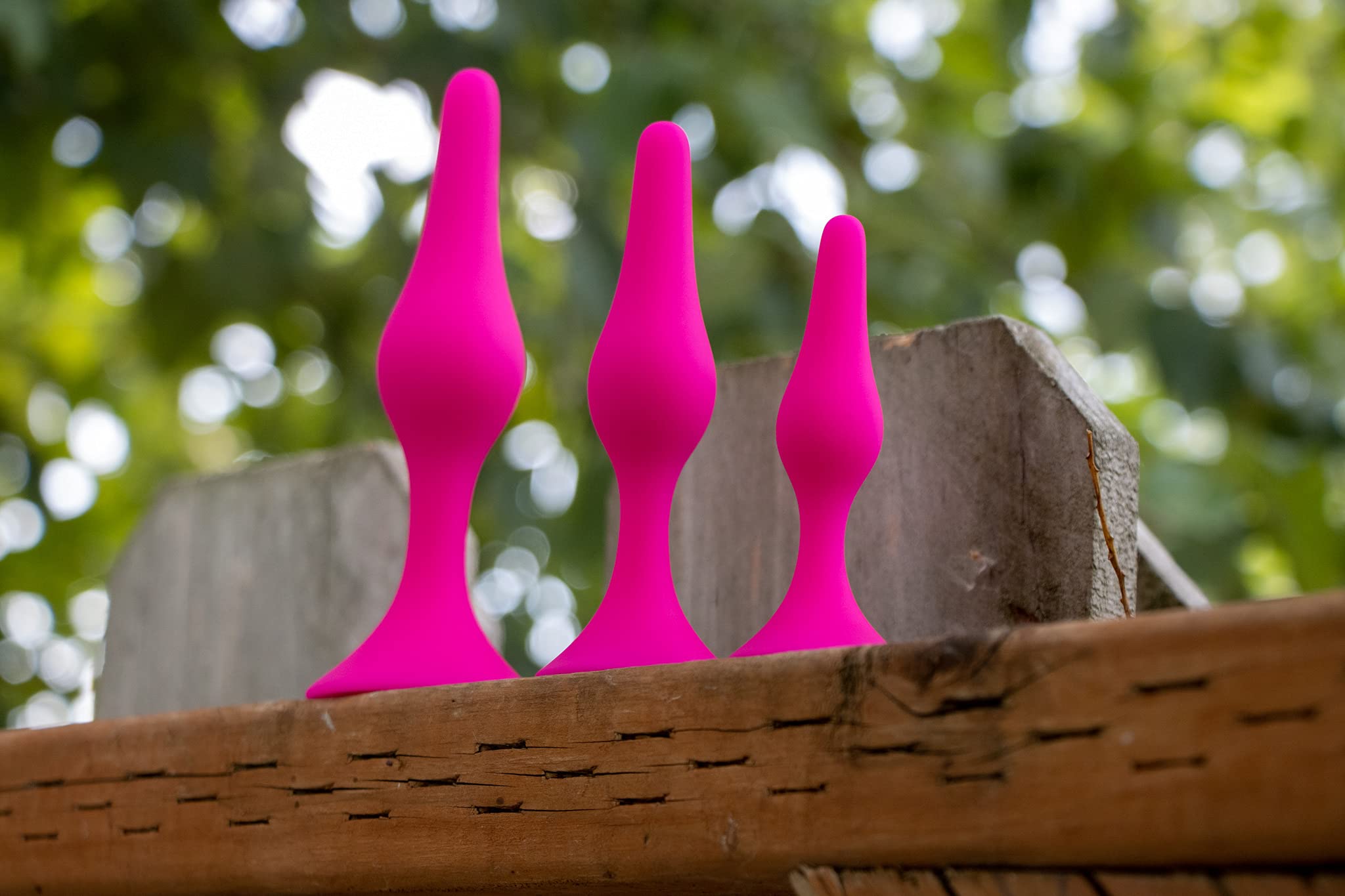 Premium Silicone Butt Plug Kit - Anal Training Set for Beginners & Advanced Users - Soft Tapered Design, Satin Smooth Finish - Secure Suction Cup Base - Pleasurable Sex Toys for Women, Men & Couples - Perfect for Solo Play, Couples Exploration & BDSM Adventures - Pink