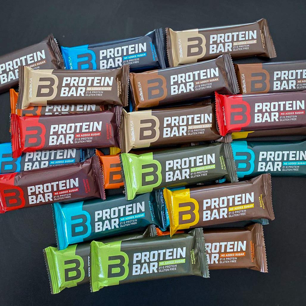 BioTechUSA Protein Bar - Banana Flavor, 16 Pack (70g Each) | High Protein Snack for Workout Recovery, Energy Boost & On-the-Go Nutrition
