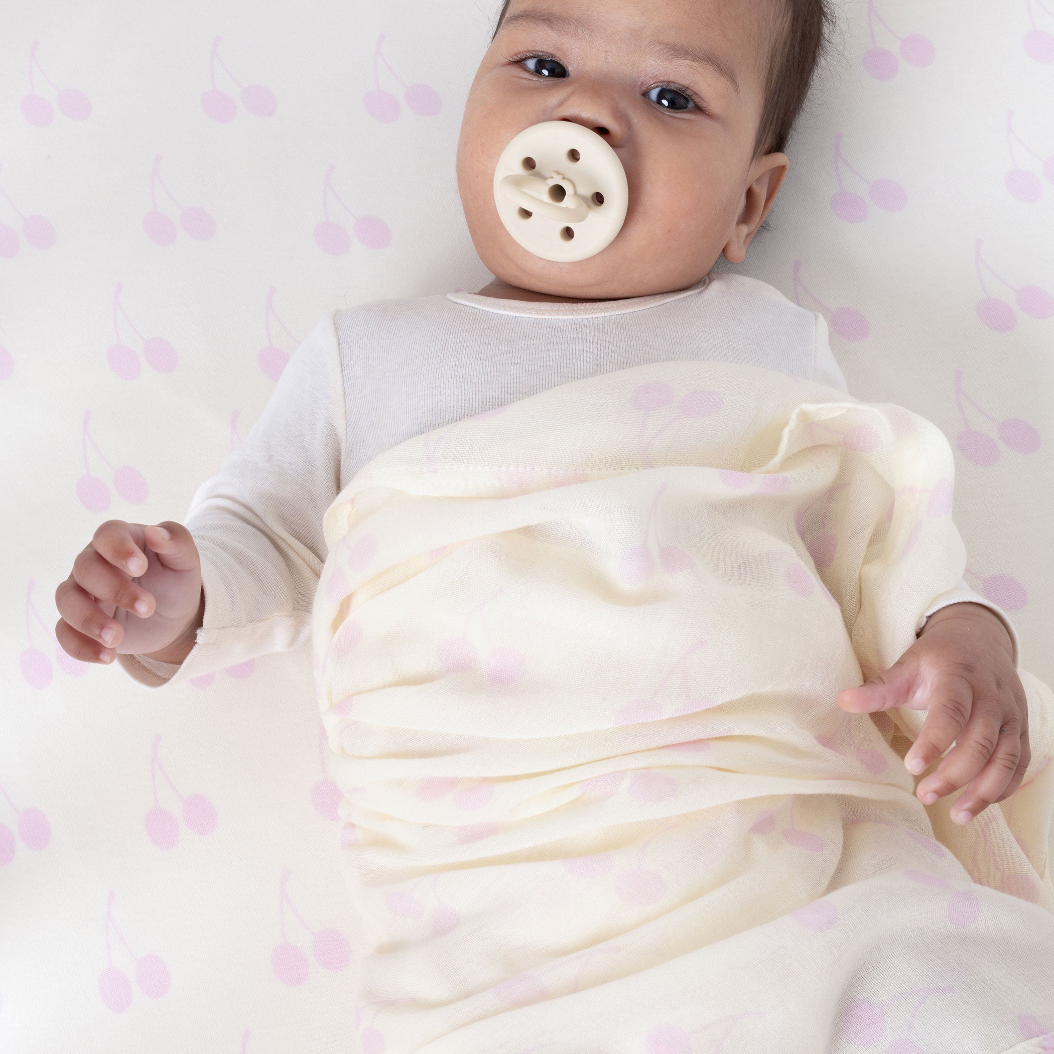 Nordic Sorbet 3-Pack Muslin Baby Swaddle Wraps - Soft Strawberry & Cherry Print - Breathable Cotton for Newborns & Infants - Perfect for Swaddling, Nursing Cover & Stroller Blanket