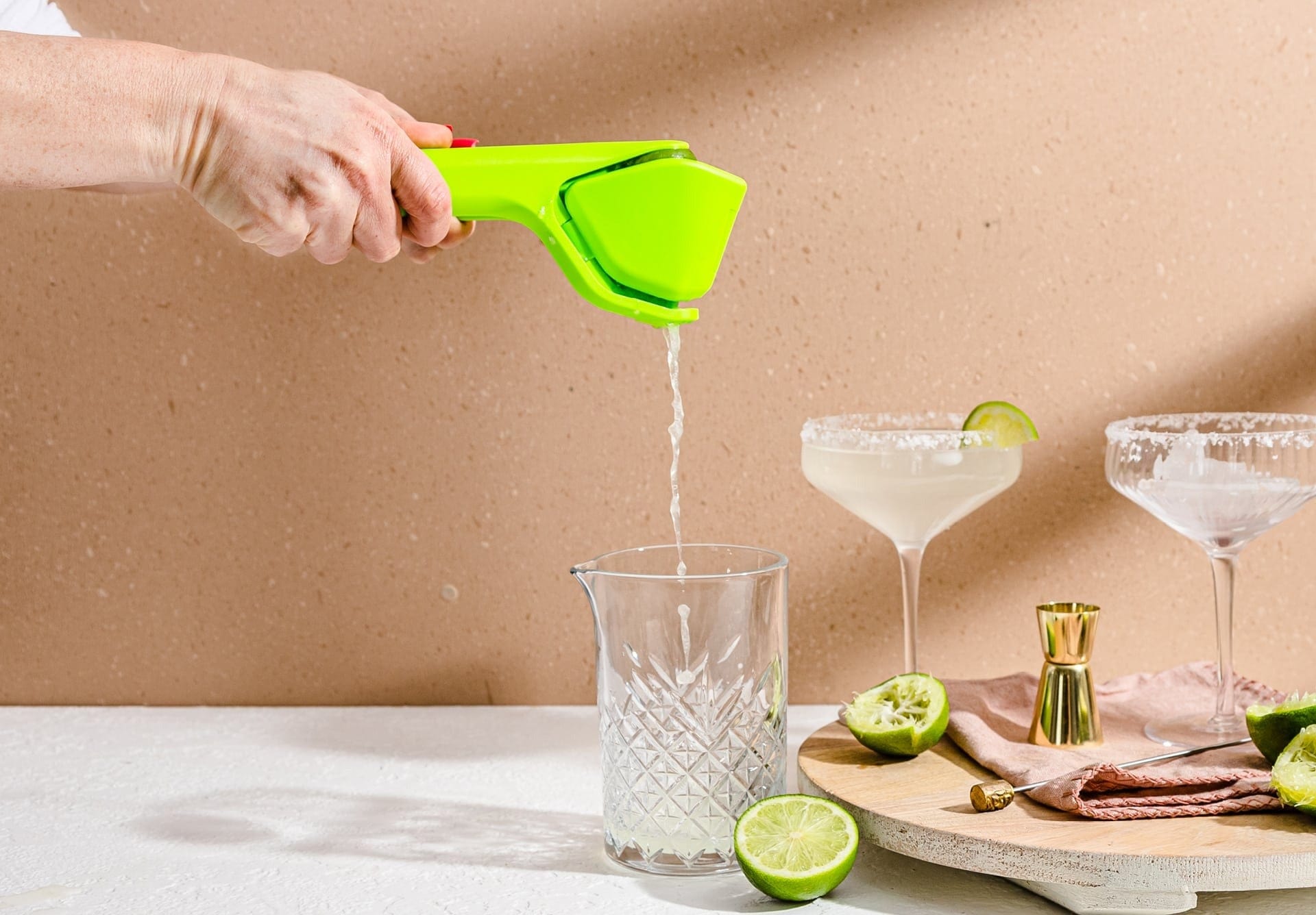Dreamfarm Fluicer Lime Juicer - Premium Manual Citrus Press for Fresh Lime Juice - Perfect for Cocktails, Cooking & Healthy Drinks at Home or Bar
