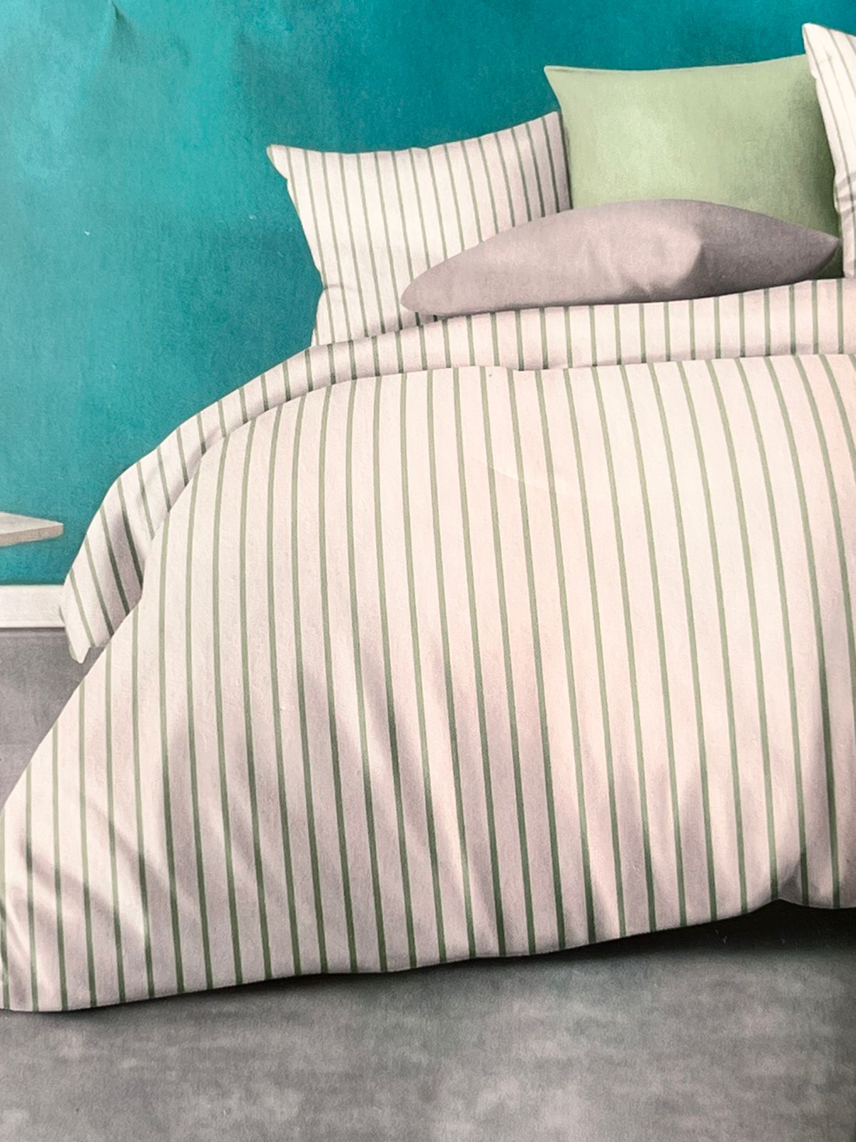 Premium 100% Cotton Bed Sheet Set with Pillowcases - Soft & Breathable Striped Design for Comfortable Sleep | Perfect for Bedroom, Guest Room, and Hotel Use