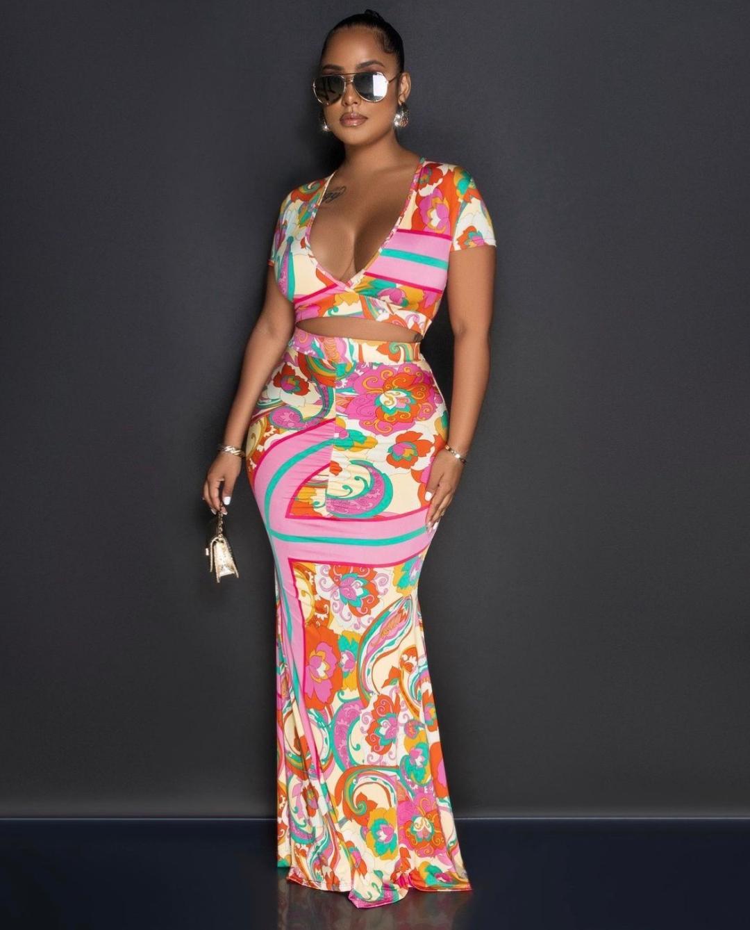 Stylish Kauai Skirt Set for Women - Floral Print Summer Outfit - Perfect for Beach Vacations, Tropical Getaways & Casual Day Out