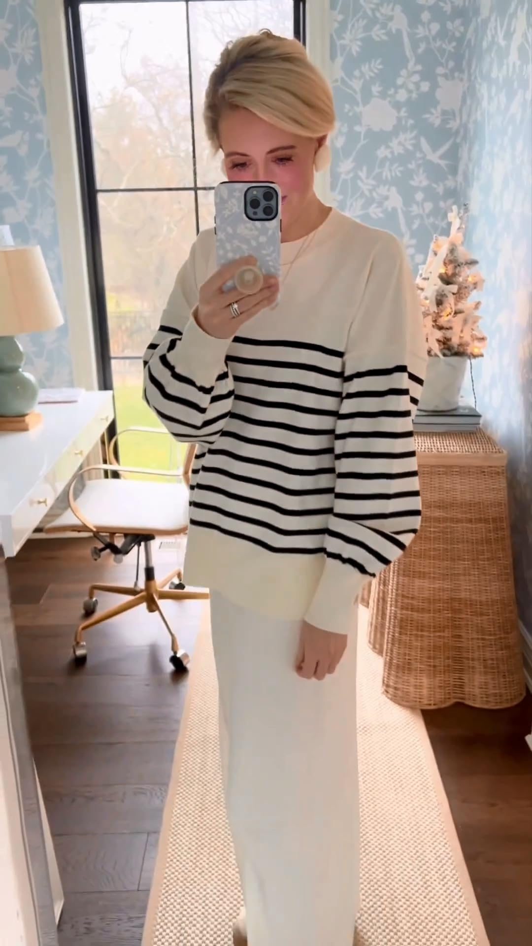 ETCYY Women's Elegant Knit Lounge Set - 2 Piece Sweater Top & Wide Leg Sweatpants Outfit | Cozy Home Wear, Casual Loungewear, Relaxing Outfit for Women