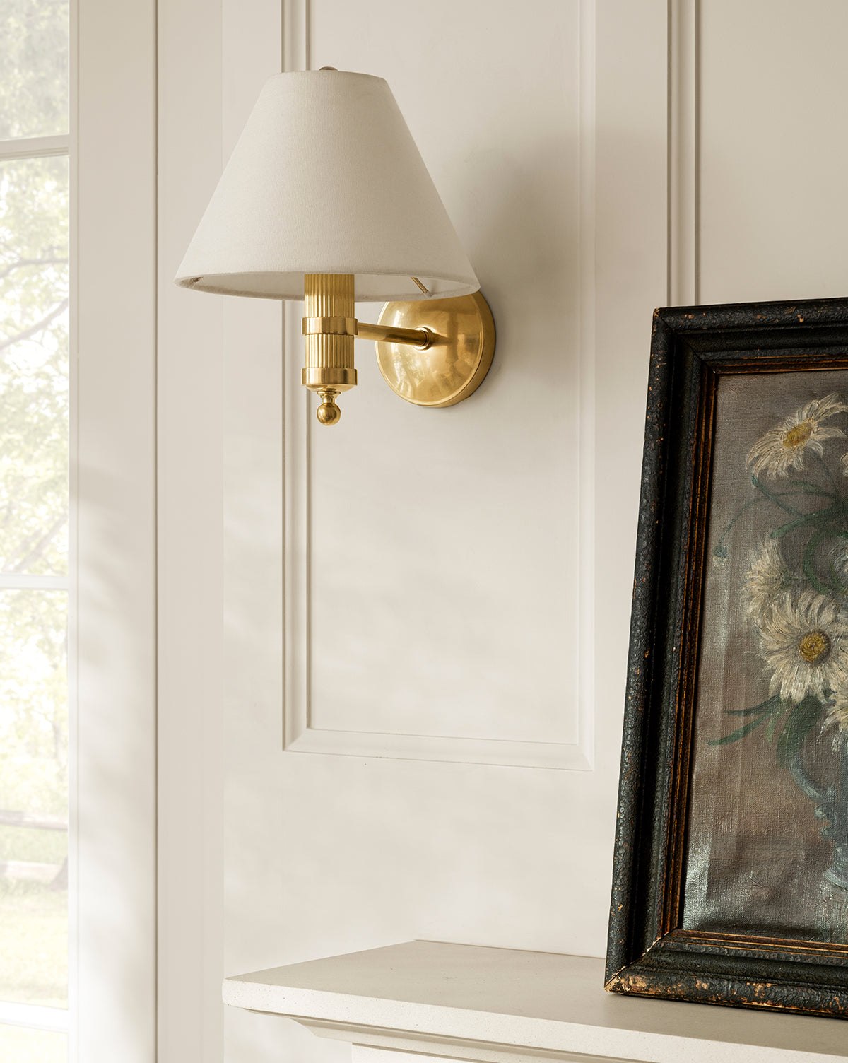 Townes Sconce Wall Light - Modern Brass Wall Sconce with Clear Glass Shade for Bedroom, Living Room, and Hallway Lighting Decor