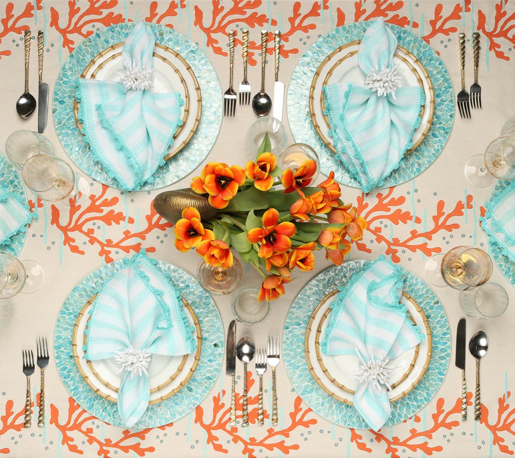 Premium Marquis Placemats Set of 4 - Waterproof & Heat-Resistant Table Mats for Dining, Kitchen, and Party Decor - Elegant Home Tableware Accessories