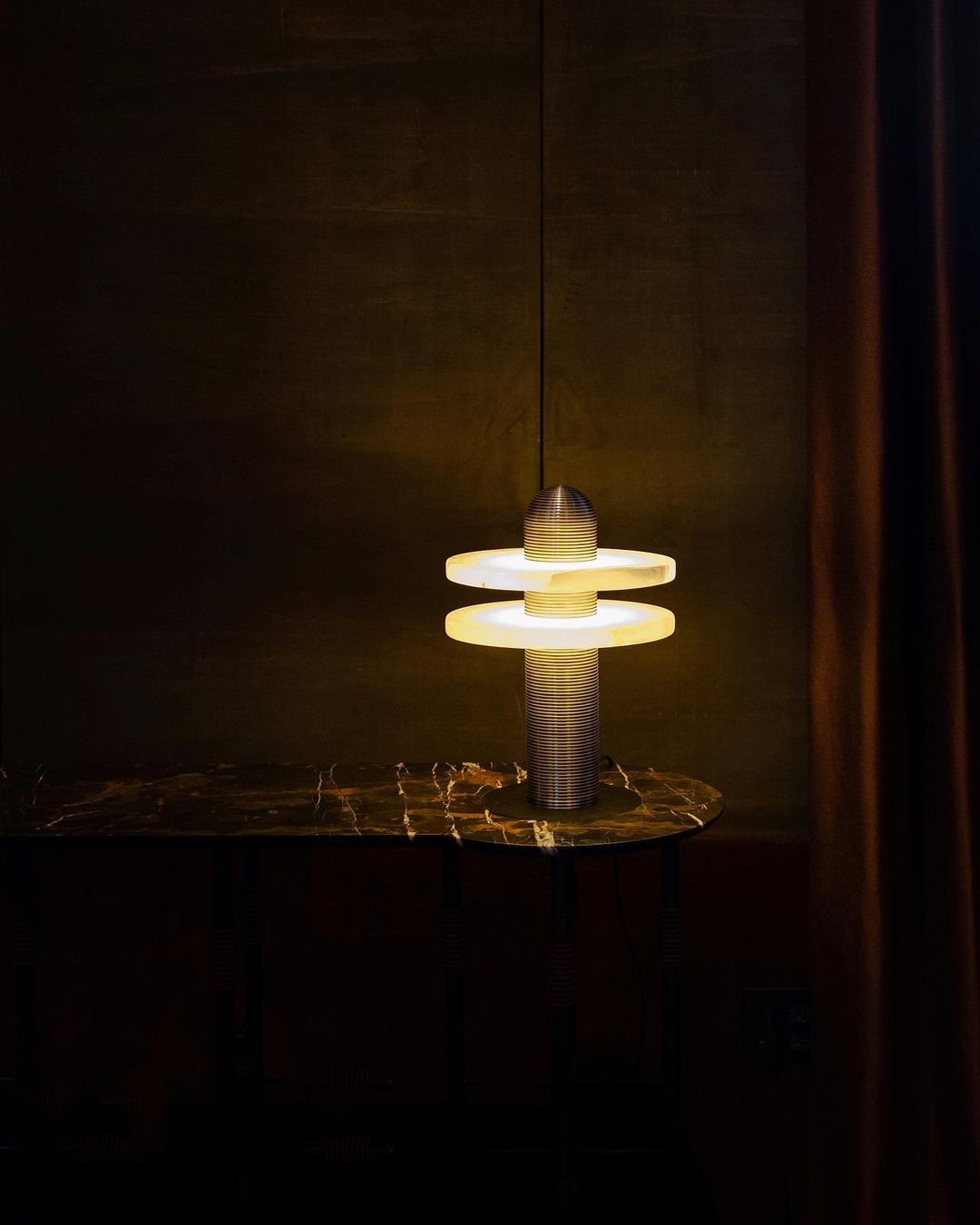 Alabaster Comet Table Lamp - Modern Bedside & Living Room Lighting for Home Decor | Nightstand, Office Desk, Dorm Room