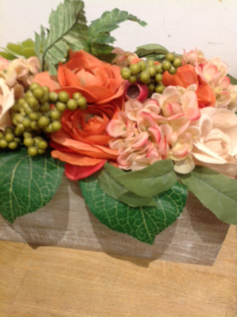 11 Realistic Silk Flowers in Elegant Wooden Box - Perfect for Home Decor, Weddings, and Gift Giving