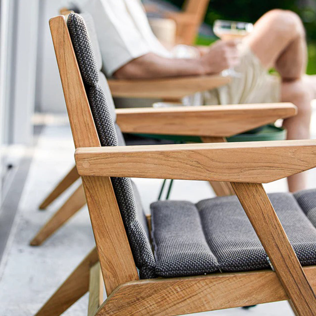 Flip Outdoor Lounge Chair - Portable Folding Beach Chair for Patio, Poolside & Backyard Relaxation - Lightweight & Durable for Camping, Travel & Picnics