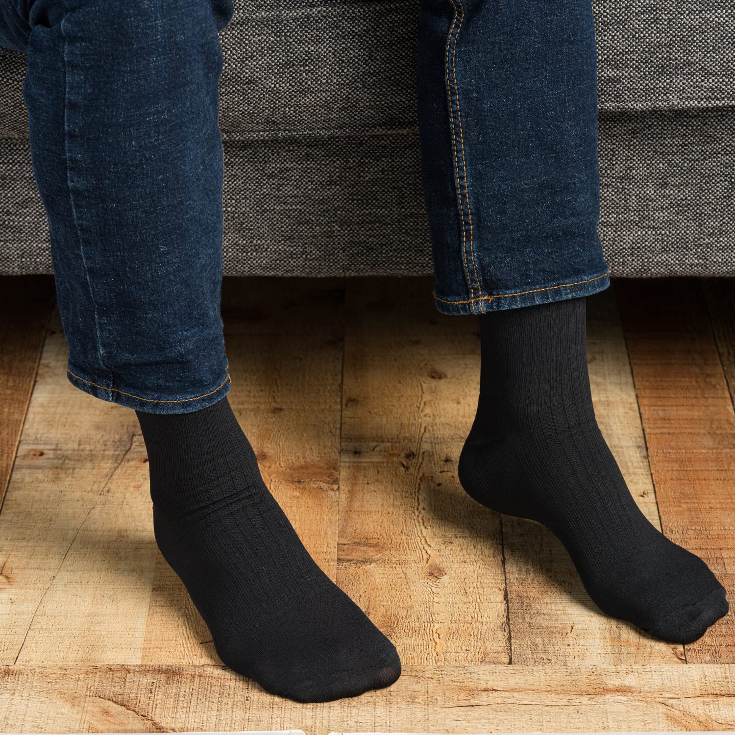 EvoNation Men's Knee High 30-40 mmHg Graduated Compression Socks - Extra Firm Pressure Support for Running, Travel & Varicose Vein Relief - Medical Grade Compression Stockings for Athletes & Nurses