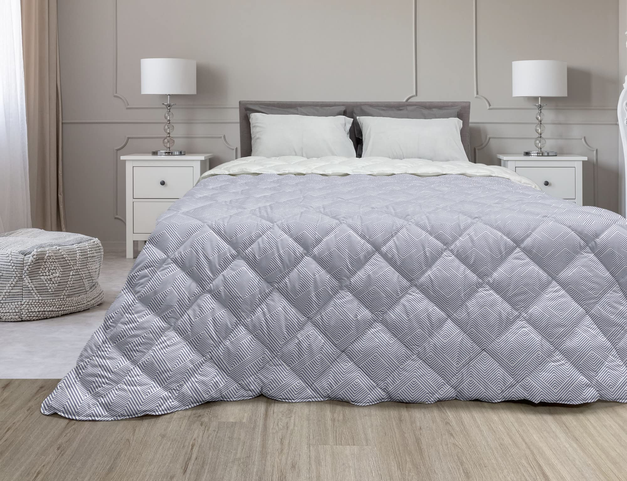 Ambesonne Abstract Down Alternative Comforter - Geometric Zigzag Modern Pattern Microfiber Quilt for All Seasons, Twin Size, Ceil Blue White - Perfect for Bedroom, Guest Room & Dorm Decor