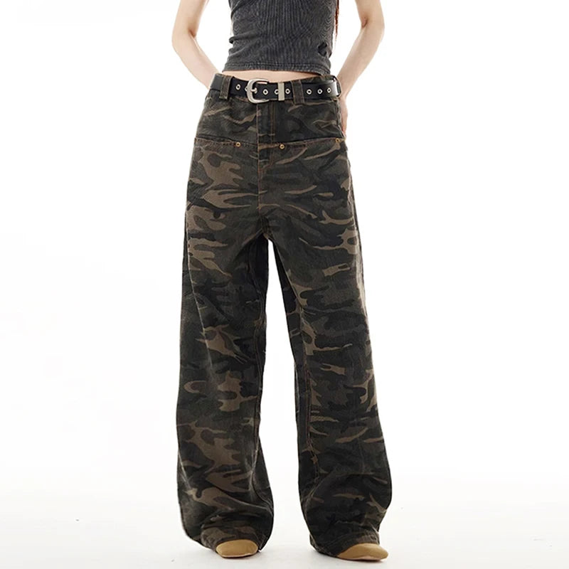 Vintage American Style Men's Camouflage Cargo Jeans - Straight Leg Wide Fit Denim Pants for Casual Wear | Spring 2024 Collection | Outdoor, Streetwear & Everyday Fashion