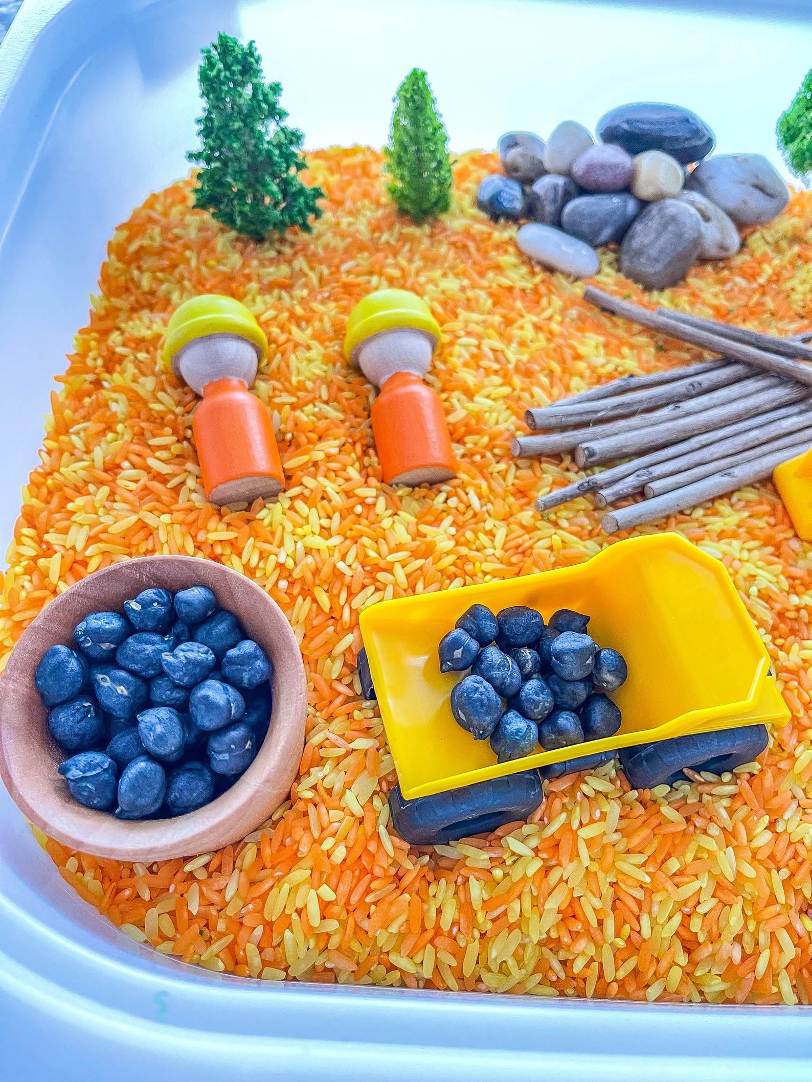 Montessori Sensory Bins for Kids - Construction Themed Sensory Toys for Preschoolers | Toddler Learning Activities, Fine Motor Skills Development & Early Education Play