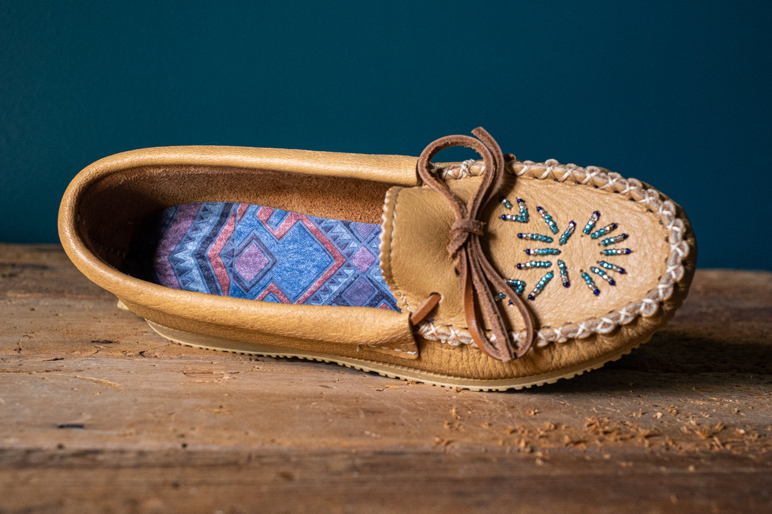 Women's Beaded Moccasin Shoes with Comfortable Rubber Sole - Perfect for Casual Wear, Indoor Slippers & Boho Fashion Outfits