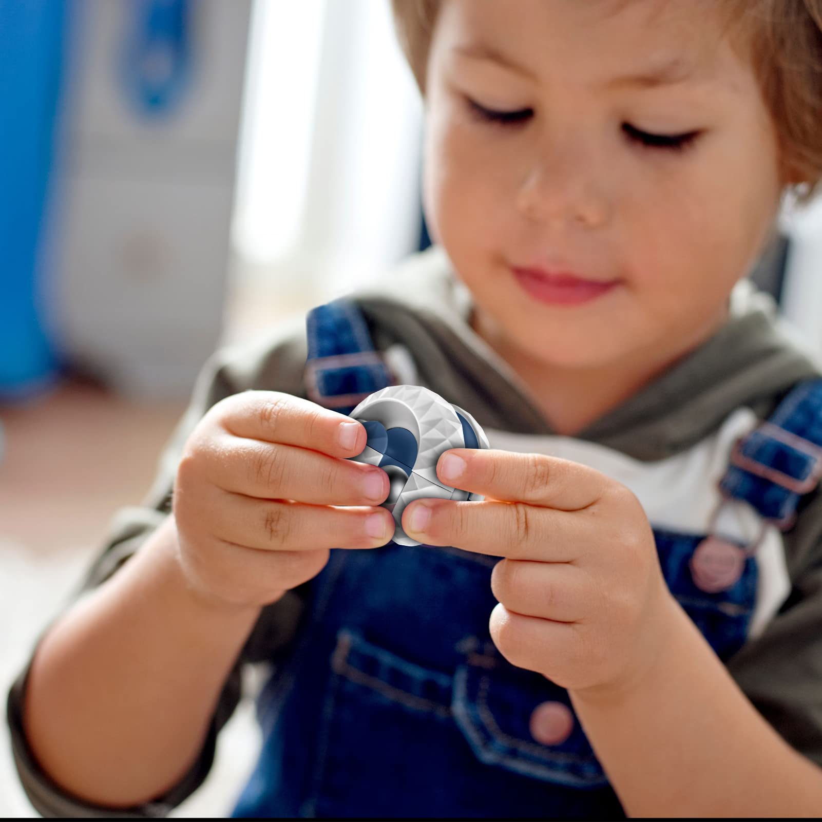 Orbiit Ball Fidget Toy Set - 4 Pack Stress Relief Puzzle Ball with Infinite Spinning & Circuit Inversion - Fun & Creative Sensory Toys for Kids, Adults - Blue, Green, Red, White - Perfect for Office, Classroom & Travel Stress Relief