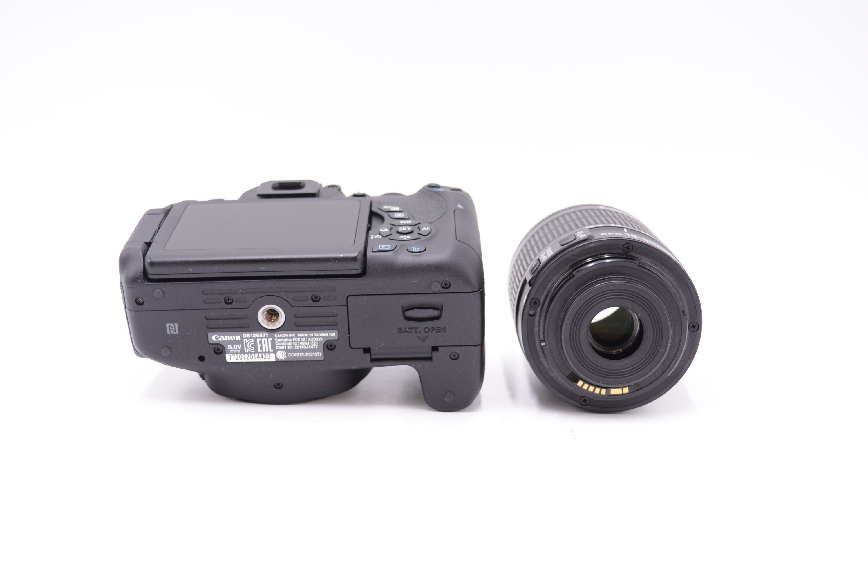 Canon EOS Rebel T6i DSLR Camera with 18-55mm f/3.5-5.6 IS STM Lens + Camera Bag (Used) - Perfect for Travel Photography, Vlogging & Beginner Photographers