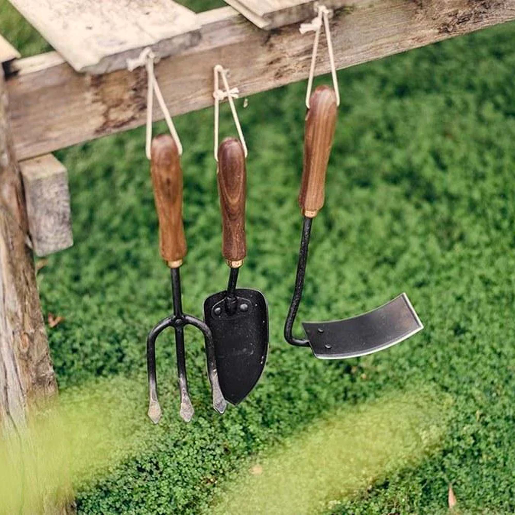 Square Garden Hoe - Heavy Duty Stainless Steel Weeding Tool for Gardening, Farming & Landscaping - Perfect for Soil Cultivation, Weed Removal & Planting Beds