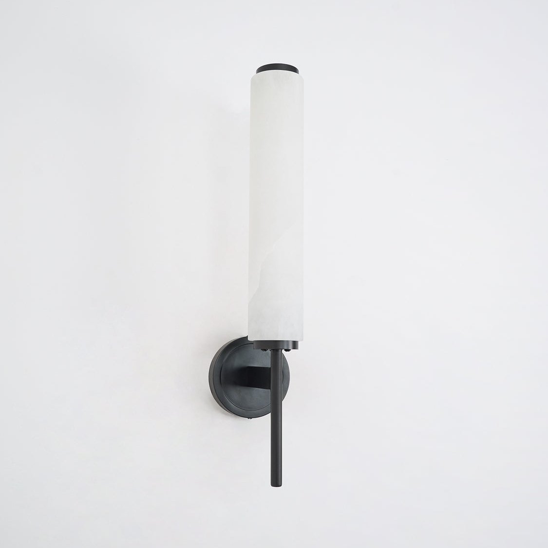Brindisi Wall Sconce - Modern LED Wall Light Fixture for Living Room, Bedroom & Hallway - Dimmable Indoor Lighting with Adjustable Arms
