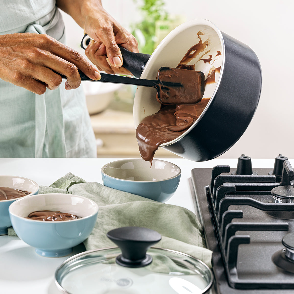 Rio Ceramic Nonstick 16-Piece Cookware Set - Black | Non-Toxic PFOA-Free Pots & Pans for Healthy Cooking | Perfect for Frying, Boiling & Sauteing in Modern Kitchens