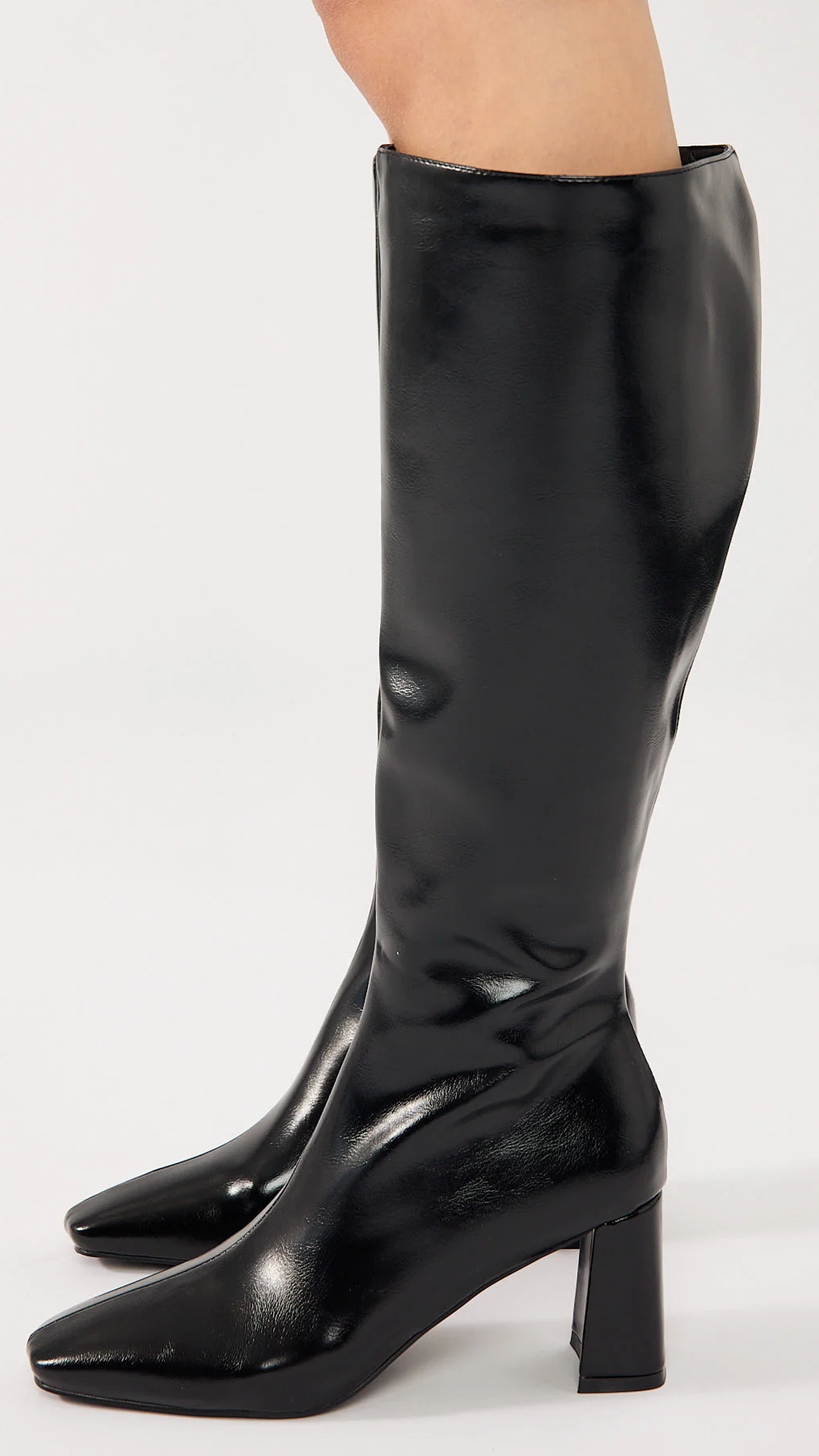 Friska Boot Black Shimmer - Stylish Women's Ankle Boots for Fall & Winter Fashion | Perfect for Casual Outfits, Office Wear & Night Out