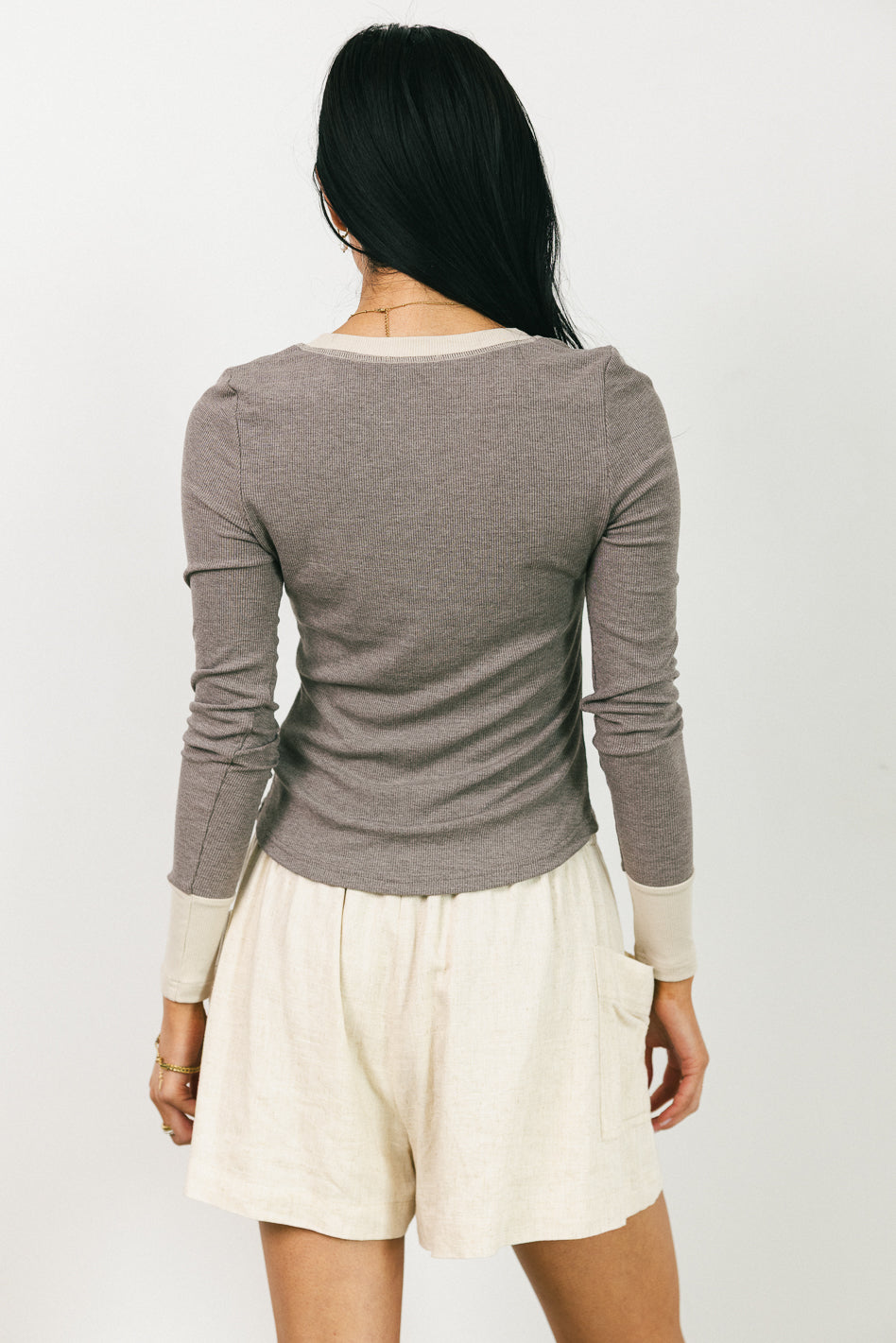 Elise Ribbed Brown Top for Women - Stylish Casual & Layering Essential for Fall & Winter Outfits