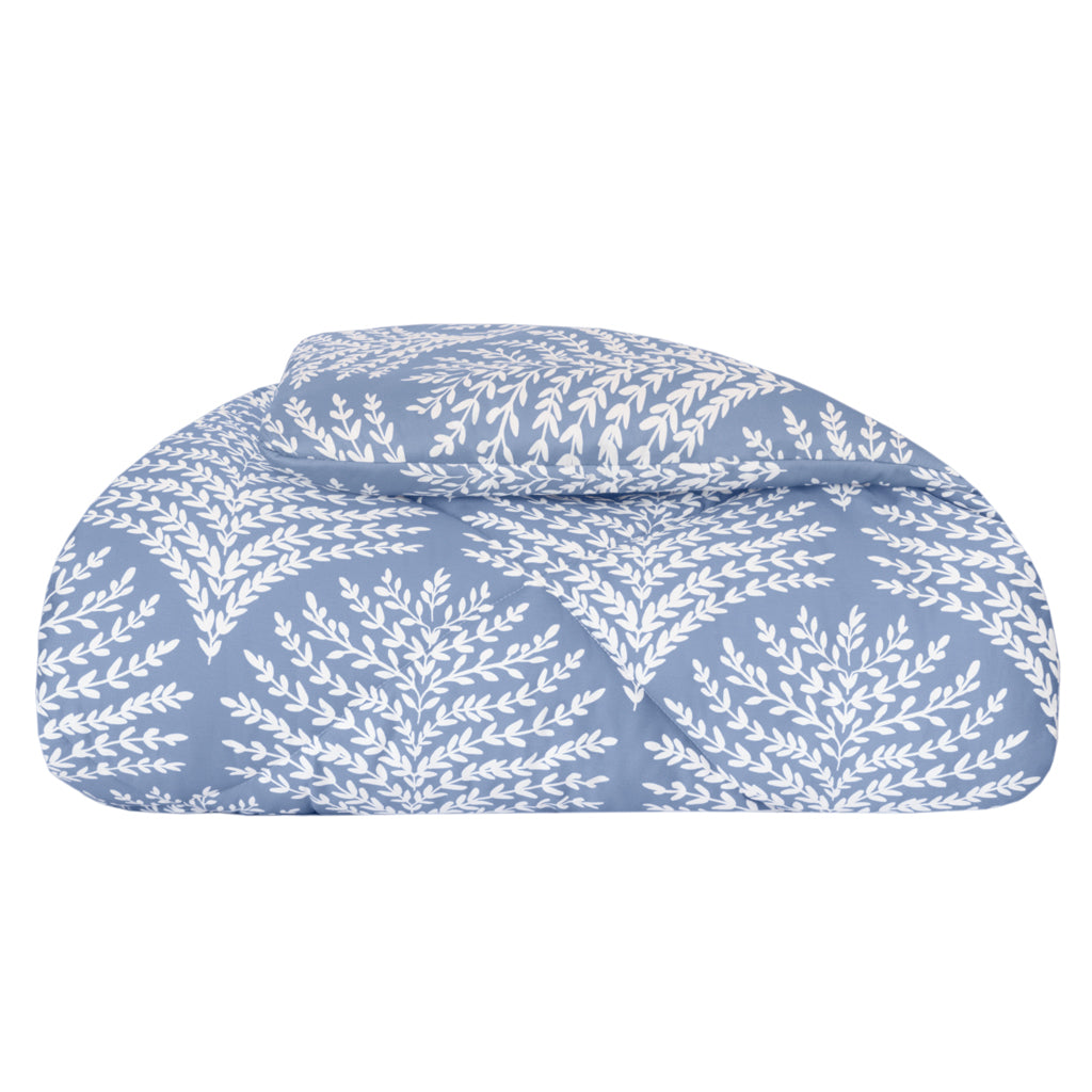 Coastal Blue Avalon Comforter Set - Soft Luxury Bedding for Queen/King Size Beds - Perfect for Beach House, Guest Room & Master Bedroom Decor
