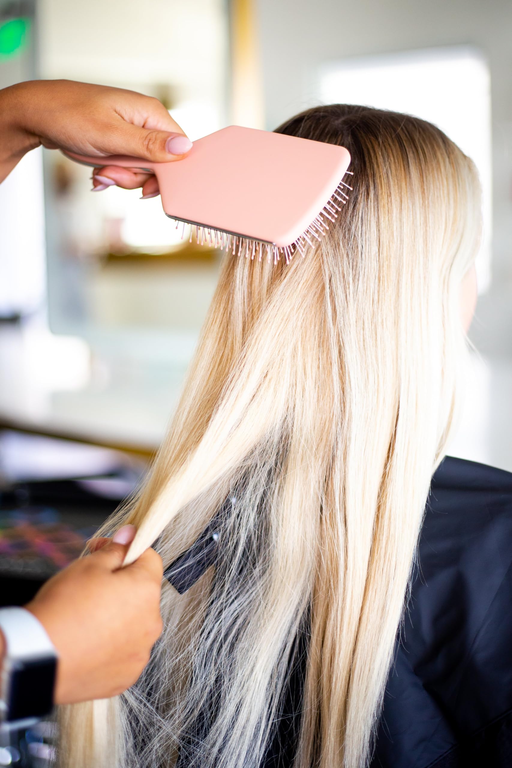 FRAMAR Paddle Brush for Thick Hair - Detangling Hairbrush for Women & Men - Wet & Dry Use - Perfect for Curly, Wavy, and Straight Hair - Salon Quality Hair Brush for Smooth Styling at Home or Travel