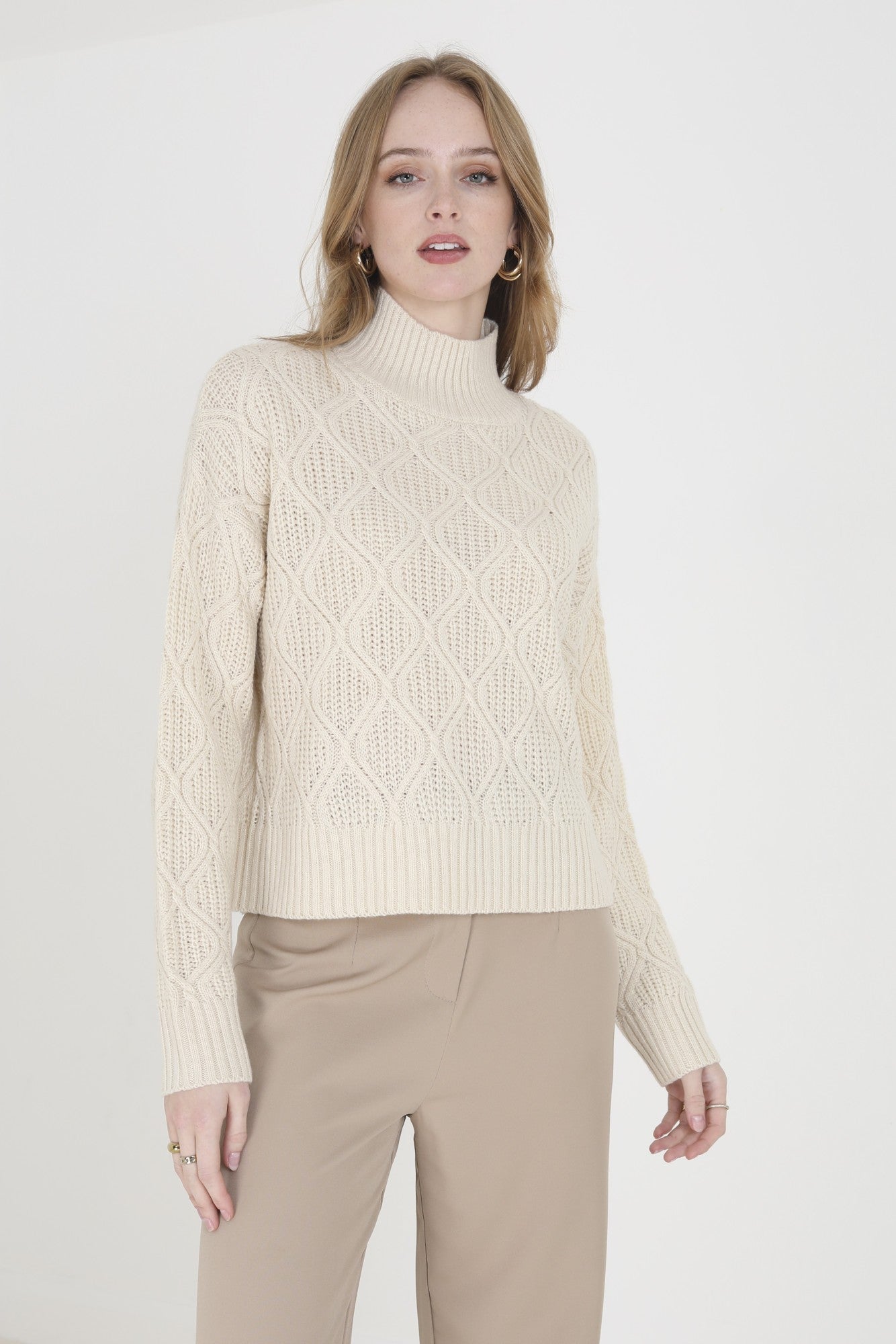 Premium Jersey Knitwear for Women - Soft Oatmeal Color Pullover Sweater BZZ023 | Cozy Casual Wear for Fall & Winter