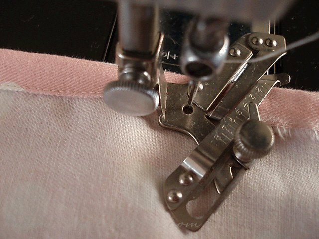 Vintage Original Singer Adjustable Hemmer for Sewing - Perfect for Hemming Pants, Skirts, and Dress Alterations