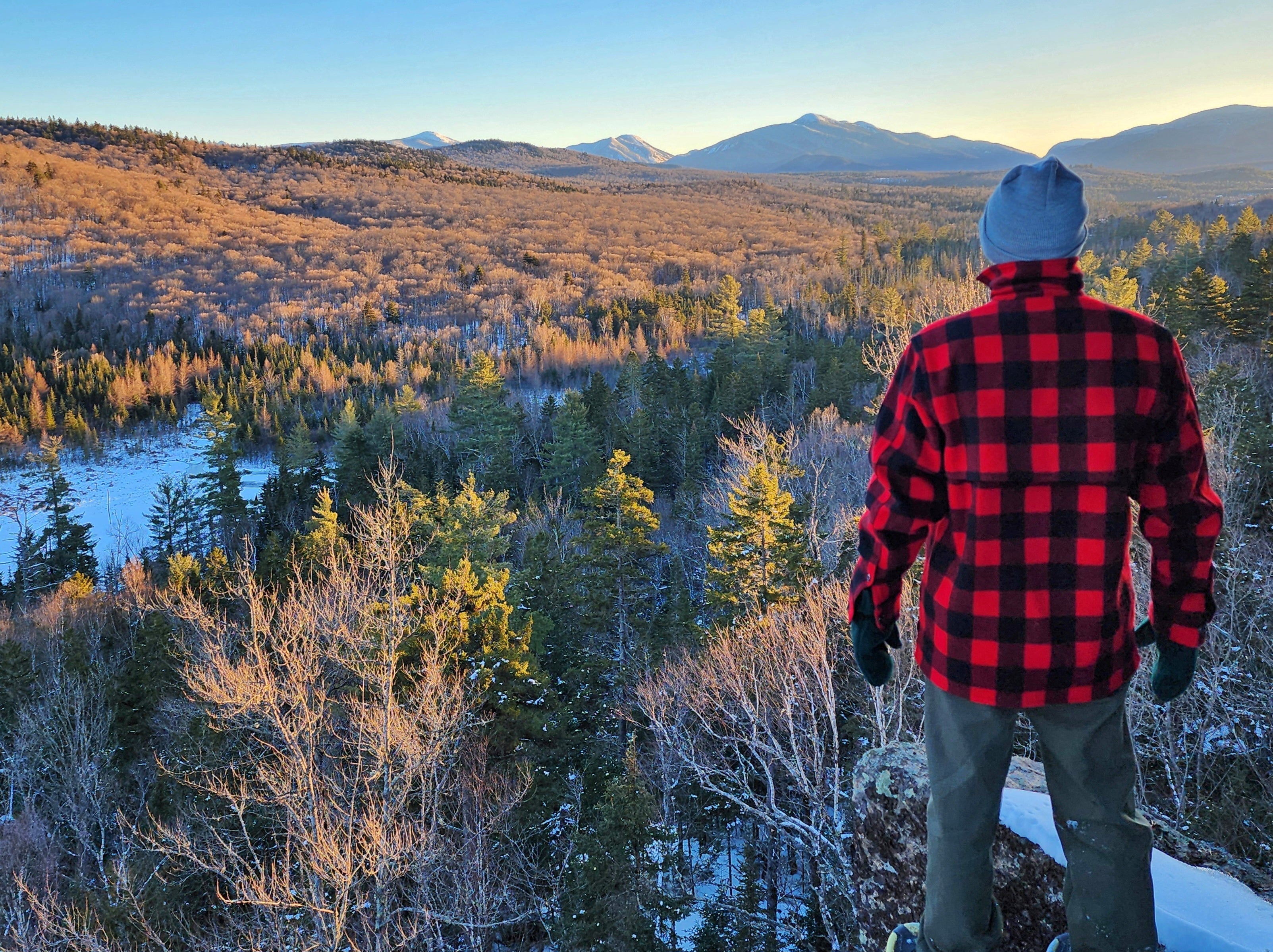 Double Cape Jac Shirt - Red & Black Checkered Flannel Shirt for Men | Casual Wear, Outdoor Activities & Layering