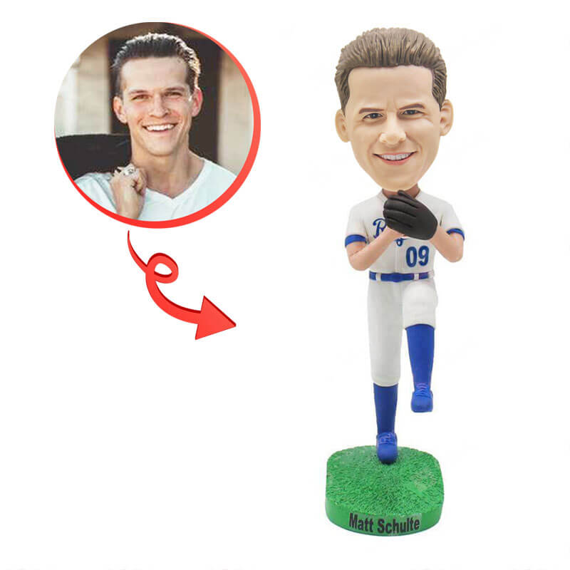 Custom Baseball Pitcher Bobblehead - Personalized Sports Figurine Gift for Fans & Players - Perfect for Office Desk, Man Cave & Sports Memorabilia Collection