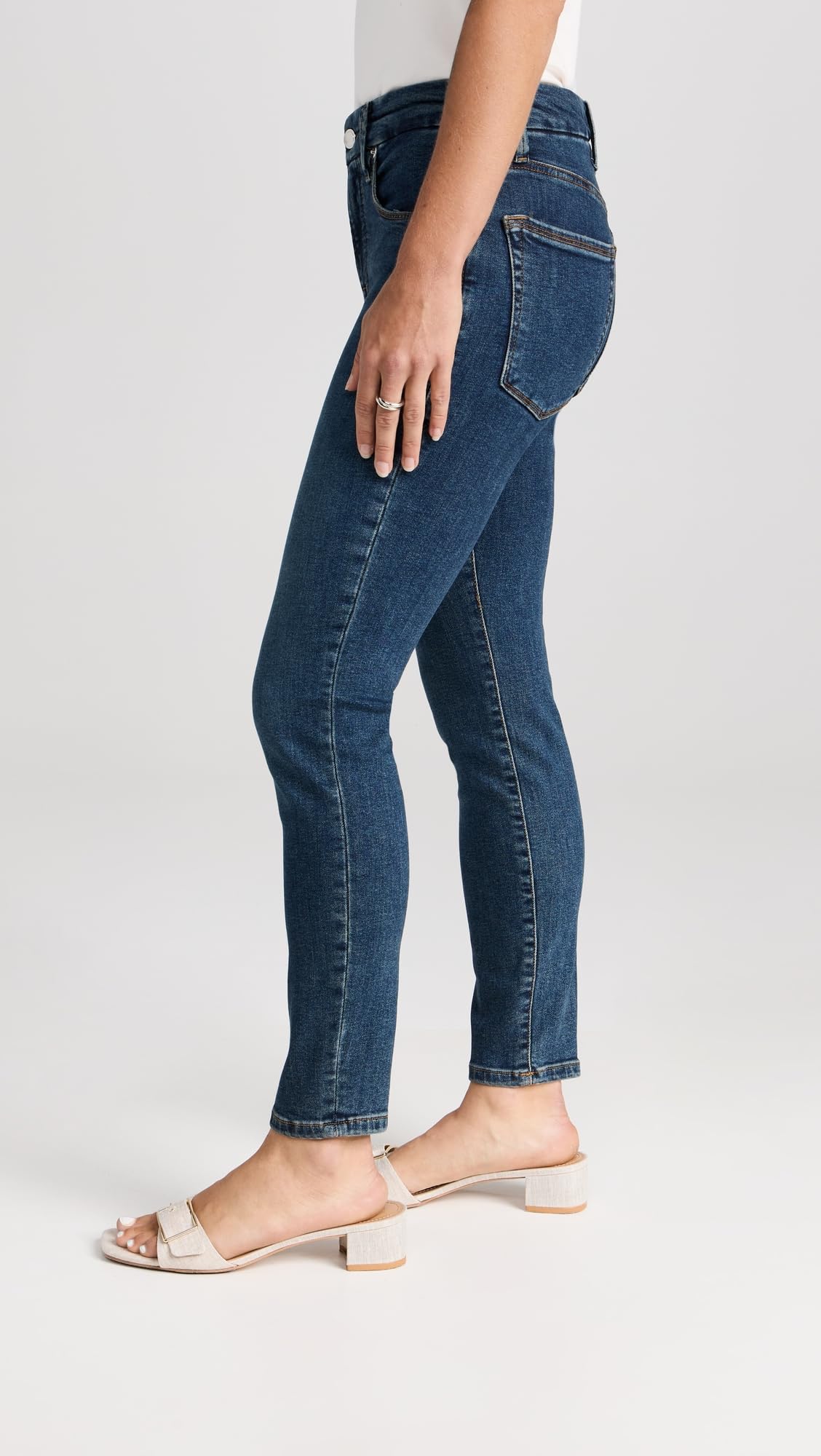 Good American Women's Good Petite Skinny Jeans - High Waist Stretch Denim Pants for Petite Women | Perfect for Work, Casual Wear & Night Out