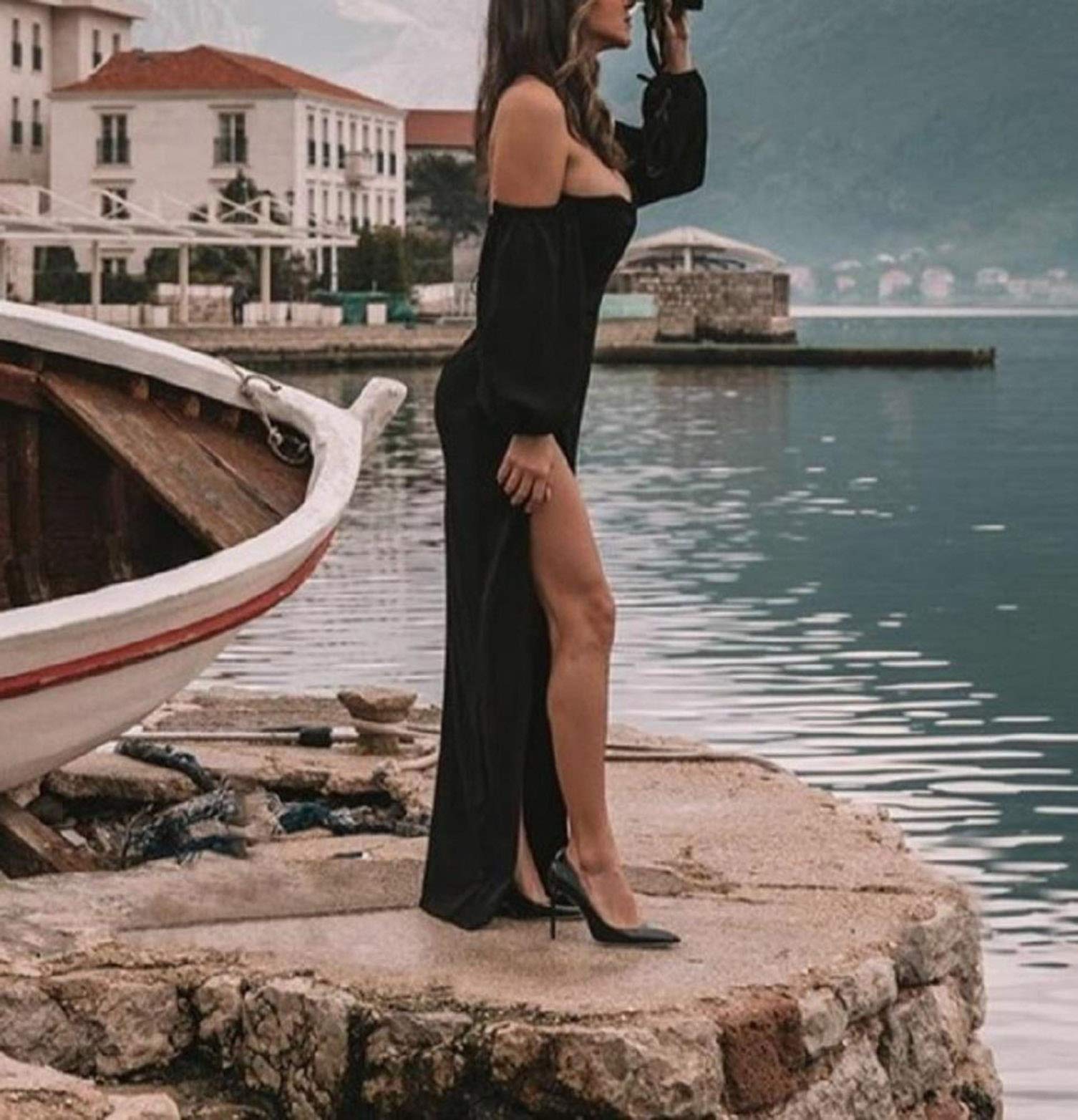 Honeydress Women's Sexy Off Shoulder V-Neck Long Sleeve Prom Dress with High Slit - Elegant Black Evening Gown for Homecoming, Cocktail Party & Formal Events