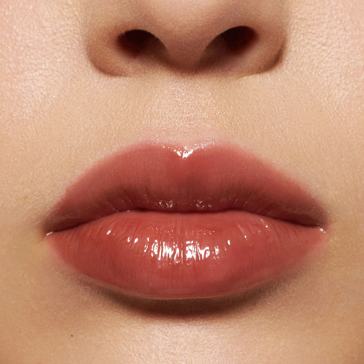 Glisten Up Lip Gloss - Shiny & Moisturizing Lip Gloss for Women - Perfect for Daily Wear & Special Occasions
