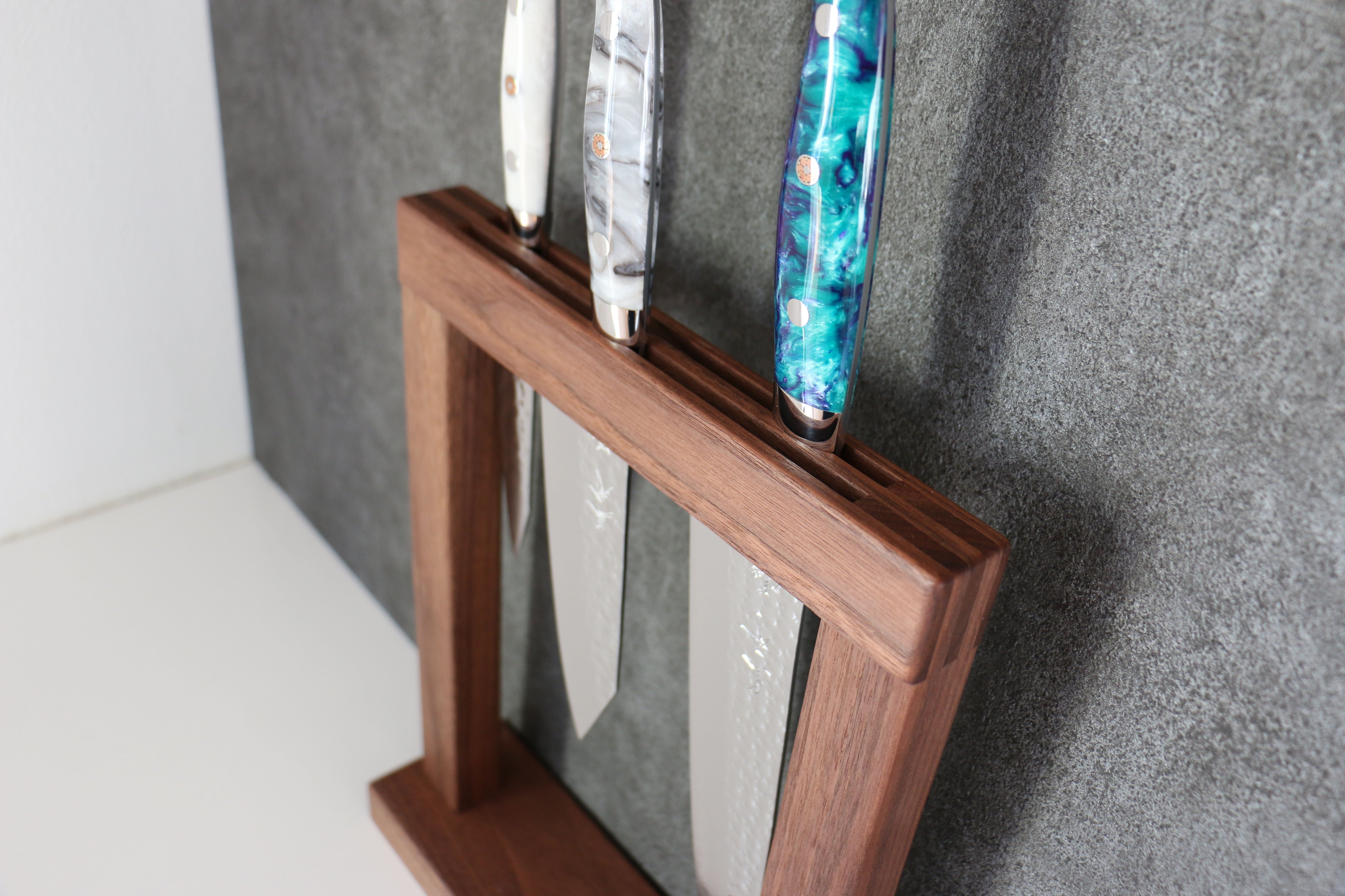 Leon MM - Premium Quality Product for Everyday Use | Perfect for Home, Office & Travel | Shop Now