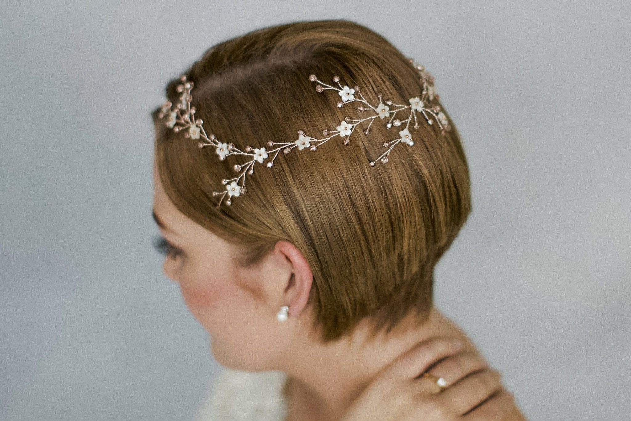 Cornelia Delicate Floral Wedding Halo Headpiece - Elegant Bridal Hair Crown for Weddings, Prom, Photo Shoots & Special Occasions