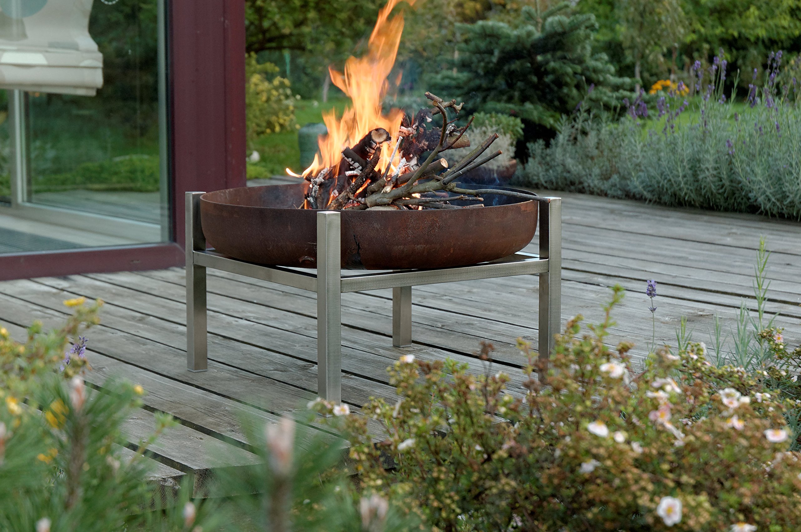 Curonian Parnidis Solid Steel Tall Fire Pit - Outdoor Camping, Backyard Bonfire, Patio Heating - Durable & Rust-Resistant