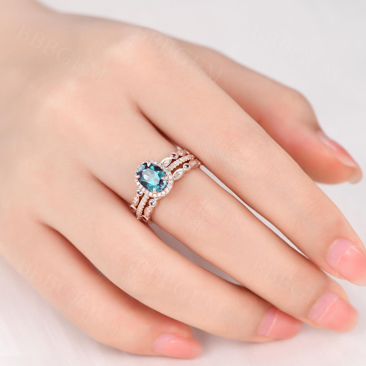 3Pcs Alexandrite Bridal Ring Set – Vintage Style Wedding Band & Engagement Ring for Women – Perfect for Proposals, Anniversaries & Bridal Jewelry Gifts