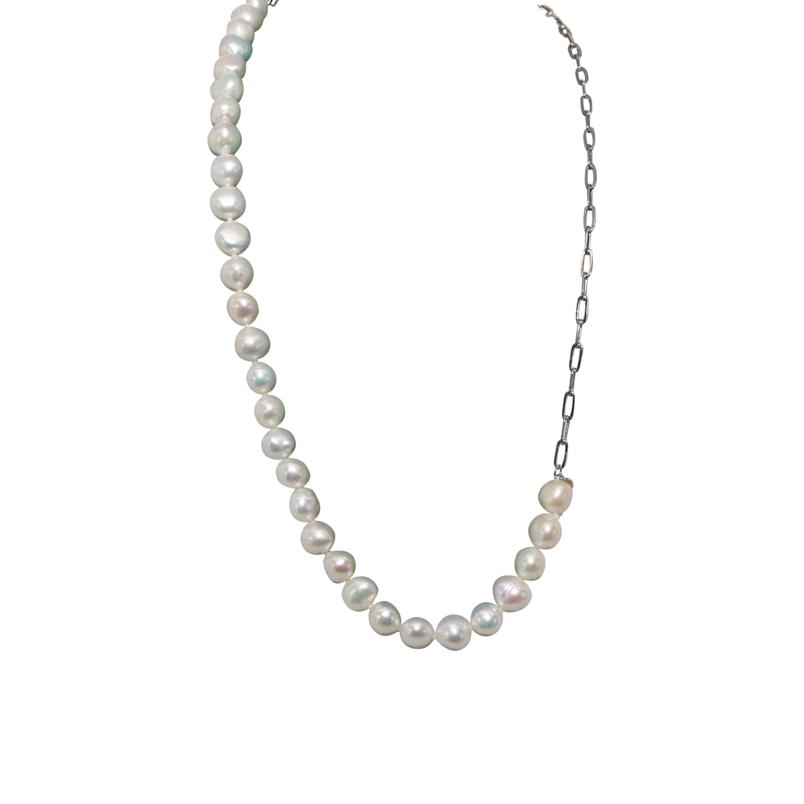 Elegant Silver & White Baroque Style Necklace for Women - Vintage Crystal Pendant Jewelry Gift for Wedding, Party & Special Occasions
