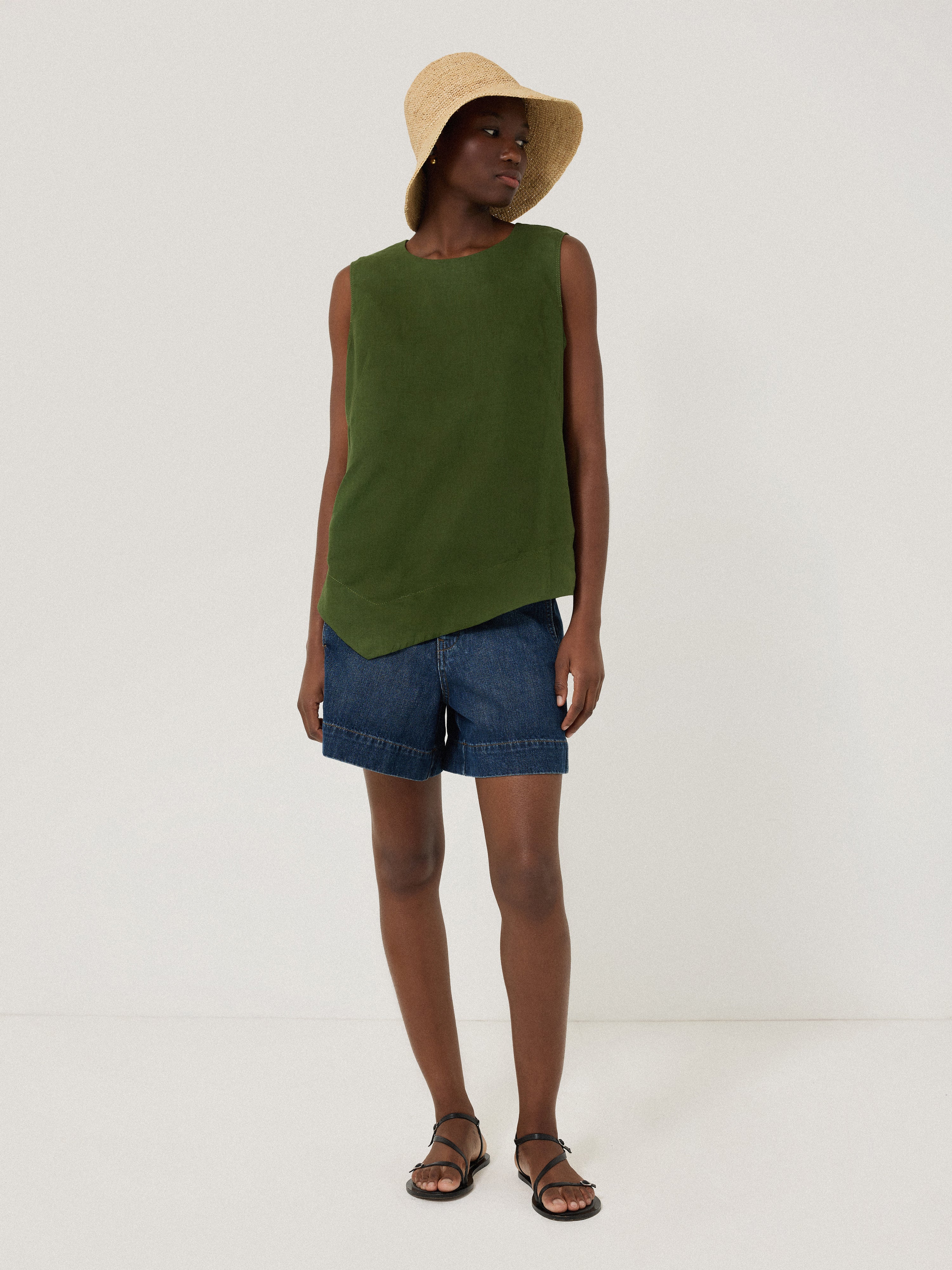 Elegant Green Linen Asymmetric Hem Top for Women - Perfect for Summer Outfits, Casual Wear & Boho Style