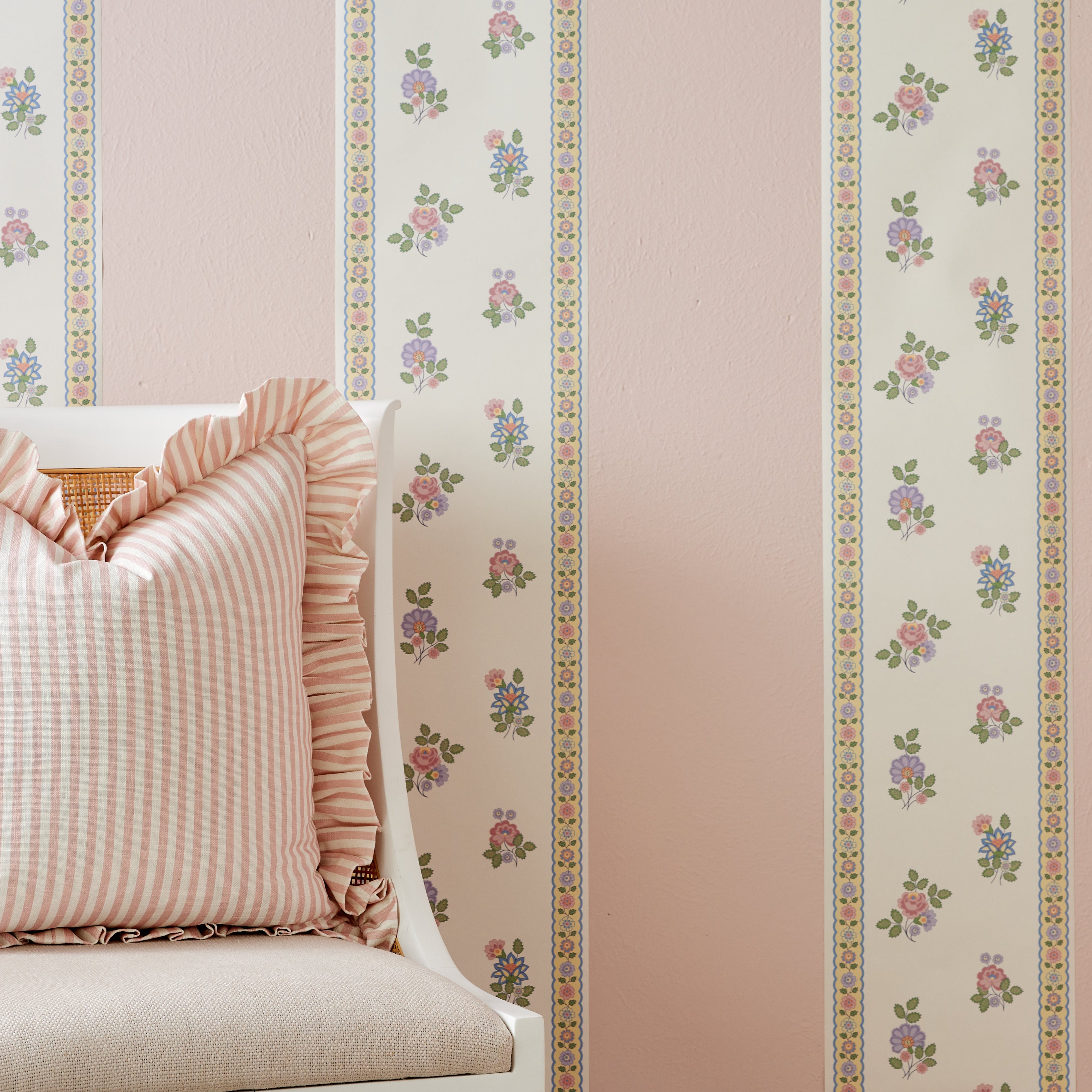 Catalina Border Wallpaper - Self-Adhesive Peel and Stick Wallpaper for Home Decor - Perfect for Bedrooms, Living Rooms & Accent Walls