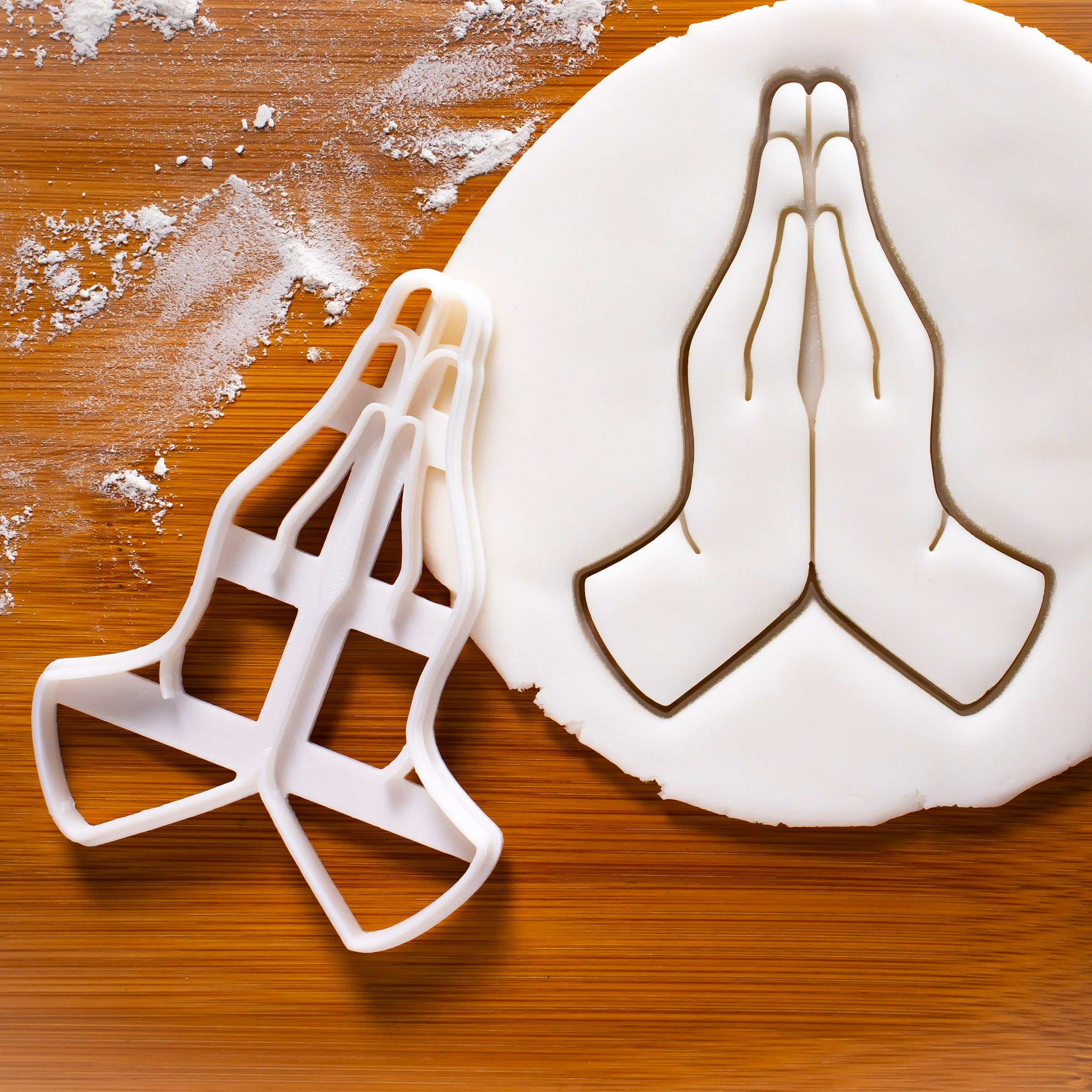 Namaste Hands Cookie Cutter - 1 Piece Stainless Steel Indian Yoga-Themed Baking Tool for Diwali, Holi & Meditation Cookies - Perfect for Festive Baking, DIY Decorations & Spiritual Events