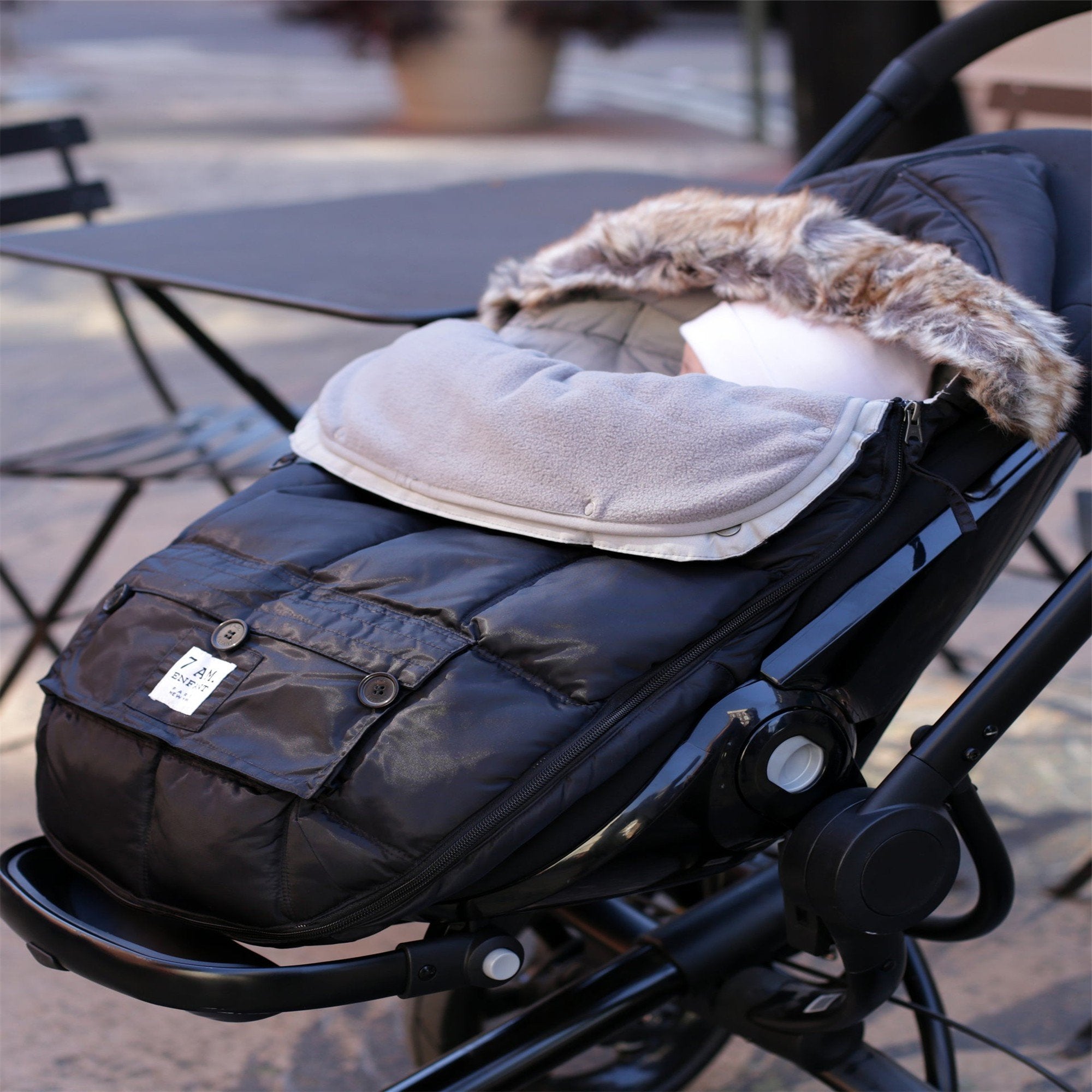 7AM Enfant Le Sac Igloo - Premium Baby Carrier Backpack for Hiking & Travel, Lightweight & Ergonomic Design for Parents - Perfect for Outdoor Adventures, Shopping, and Daily Use