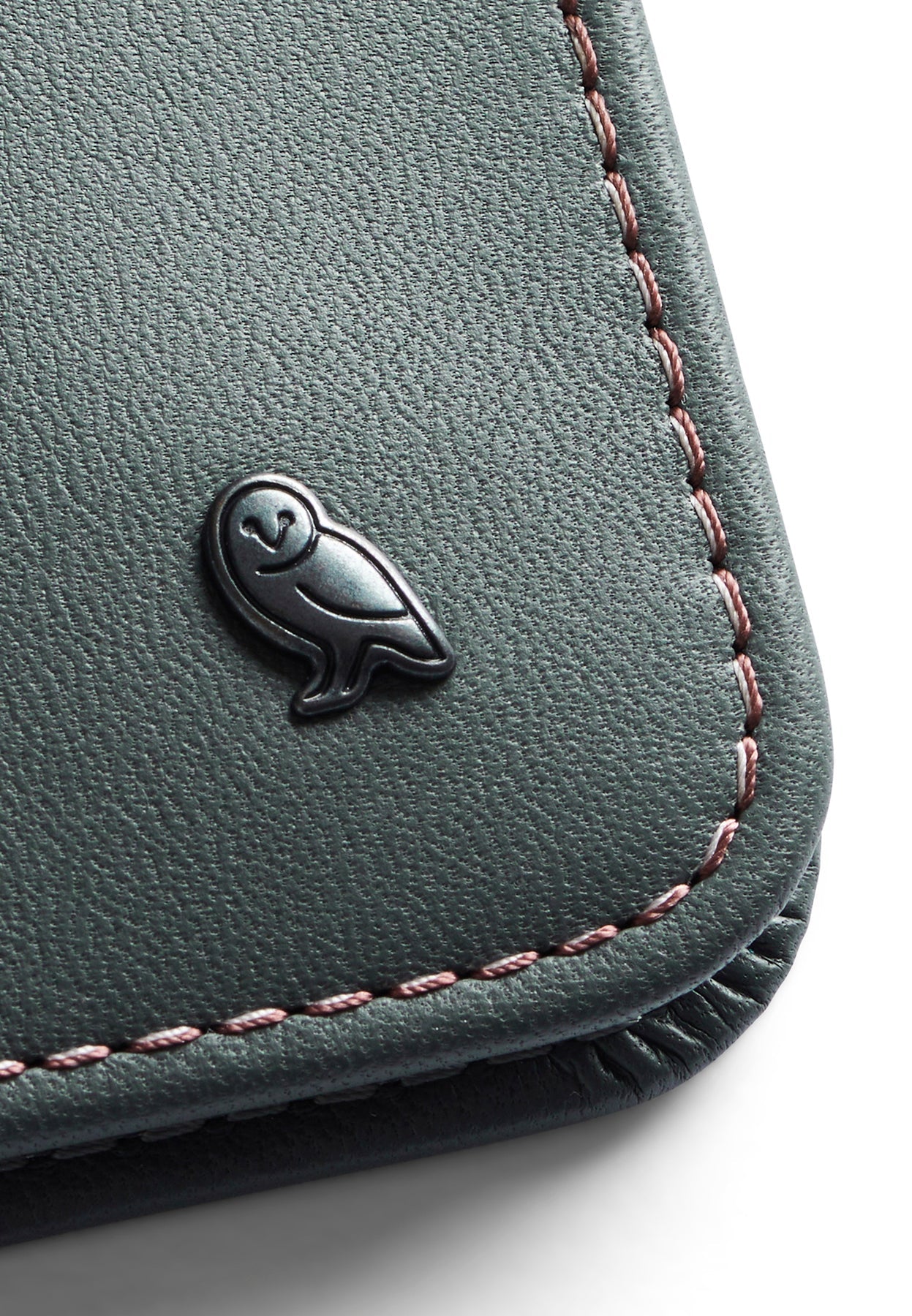 Bellroy Hide & Seek Wallet - Slim RFID Blocking Leather Wallet for Men | Perfect for Everyday Carry, Travel & Minimalist Lifestyle