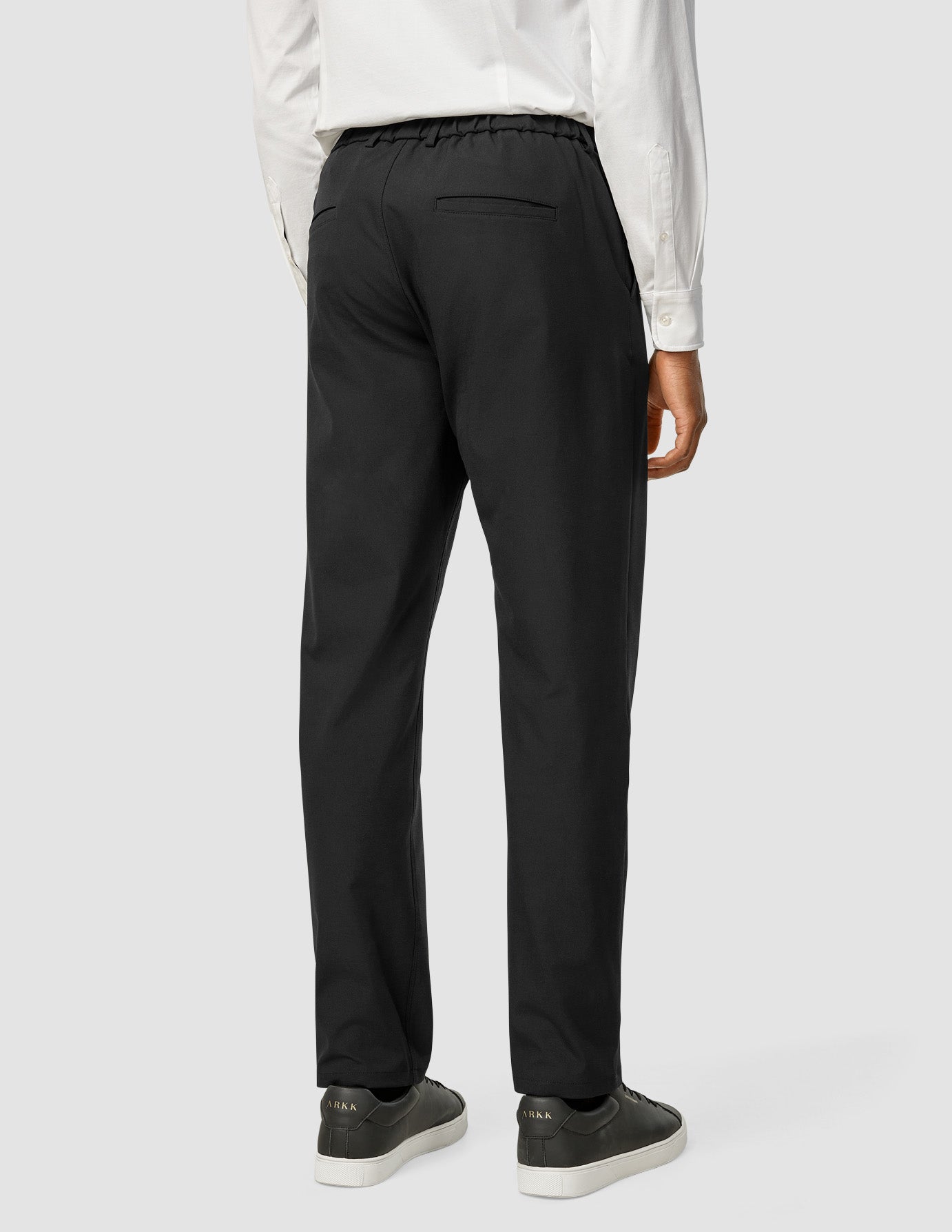 Essential Relaxed Fit Black Pants for Men & Women - Comfortable Casual Wear for Everyday, Work & Lounge