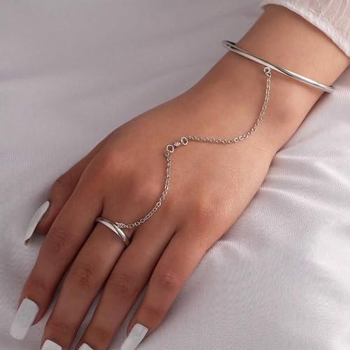 F2:Gold Hand Chain