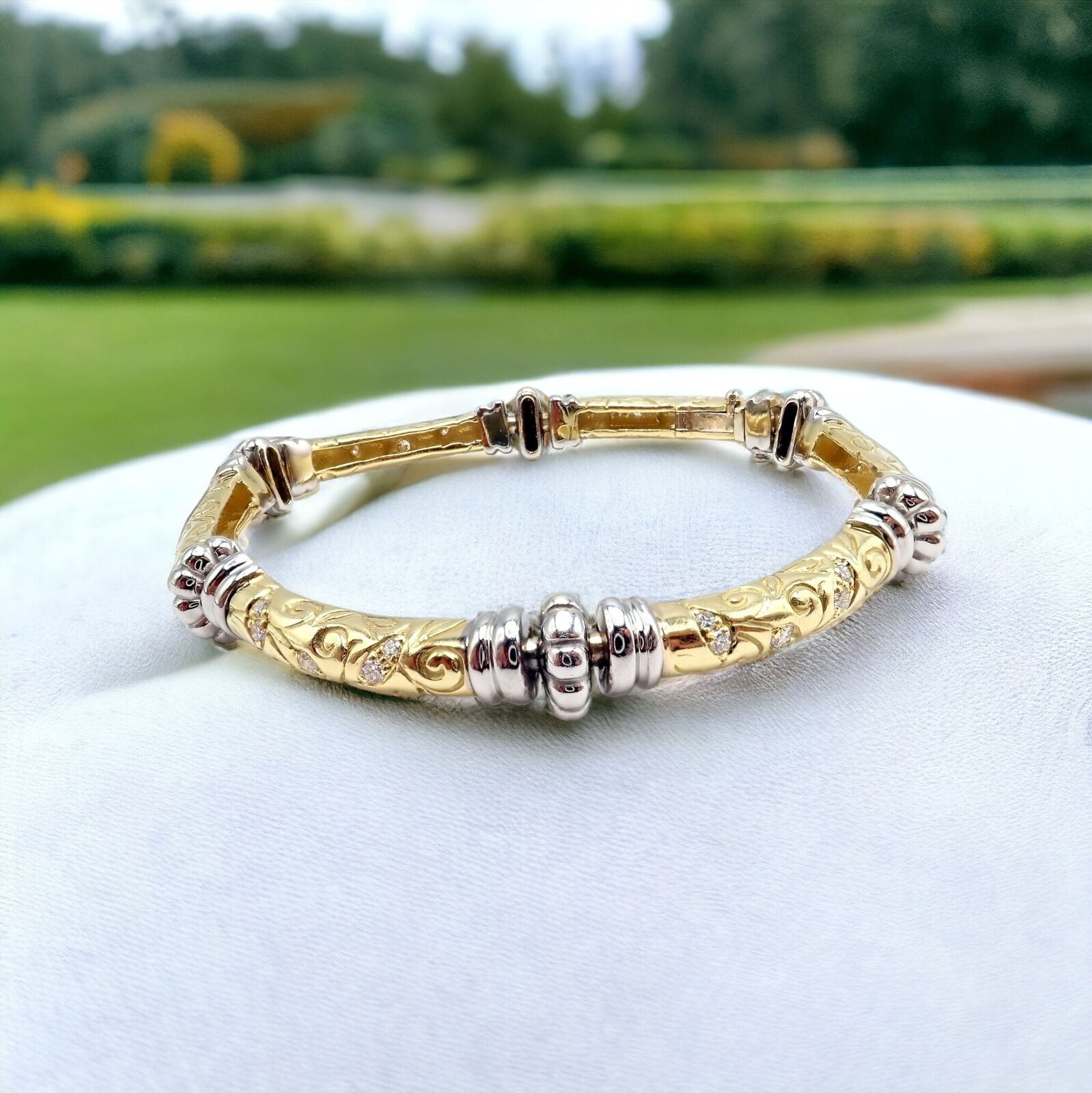 Vintage 18k Yellow & White Gold Diamond Laurel Bracelet for Women - Elegant Jewelry Gift for Anniversary, Wedding & Special Occasions
