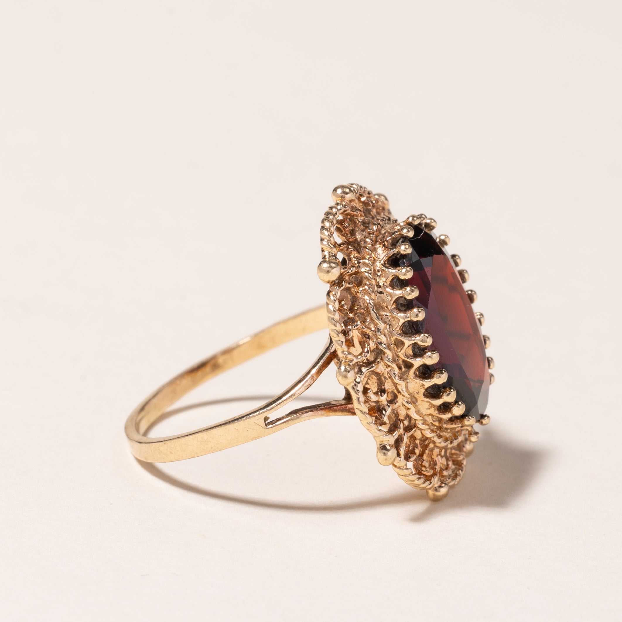 10K Yellow Gold Garnet Ring for Women - 7.01ct Genuine Garnet Gemstone, Size 7.75, Dainty Birthstone Jewelry - Perfect for Anniversary, Birthday Gifts & Everyday Elegance