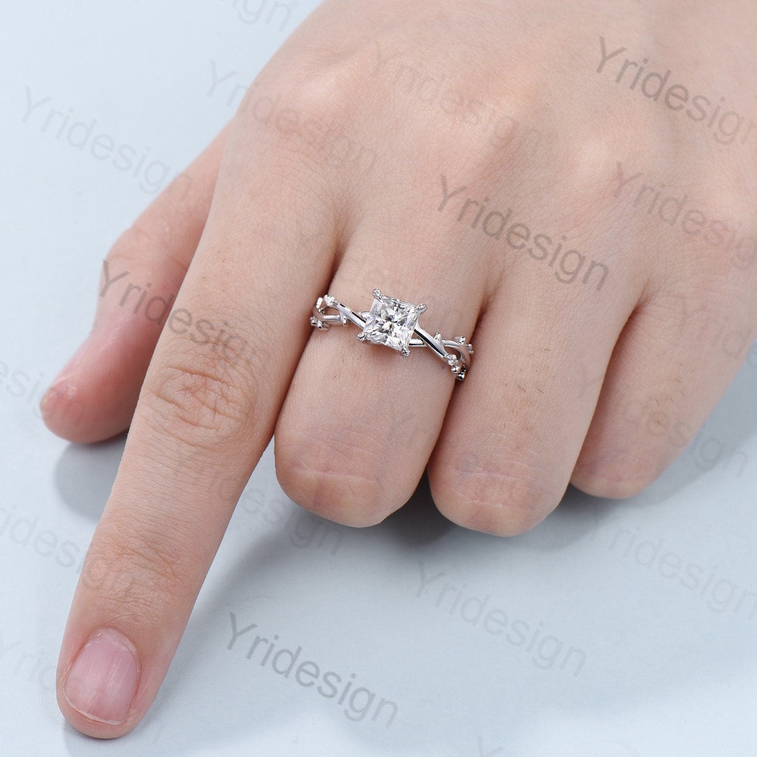 2CT Princess Cut Moissanite Engagement Ring - Nature Inspired Leaf Branch Design, Unique Twig Wedding Band, Promise Ring Gift for Her - Perfect for Proposals, Anniversaries & Special Occasions
