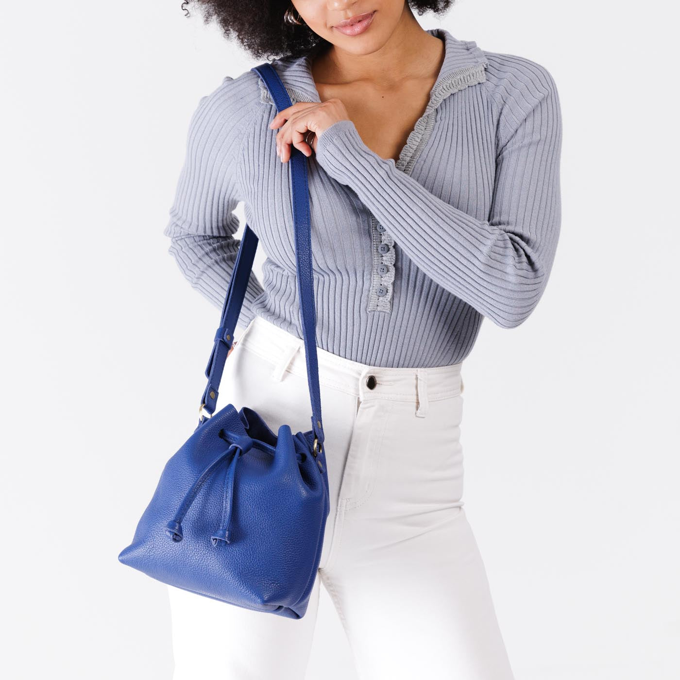 Stylish Leather Bucket Bag for Women - Trendy Crossbody Shoulder Handbag - Perfect for Work, Travel & Everyday Use
